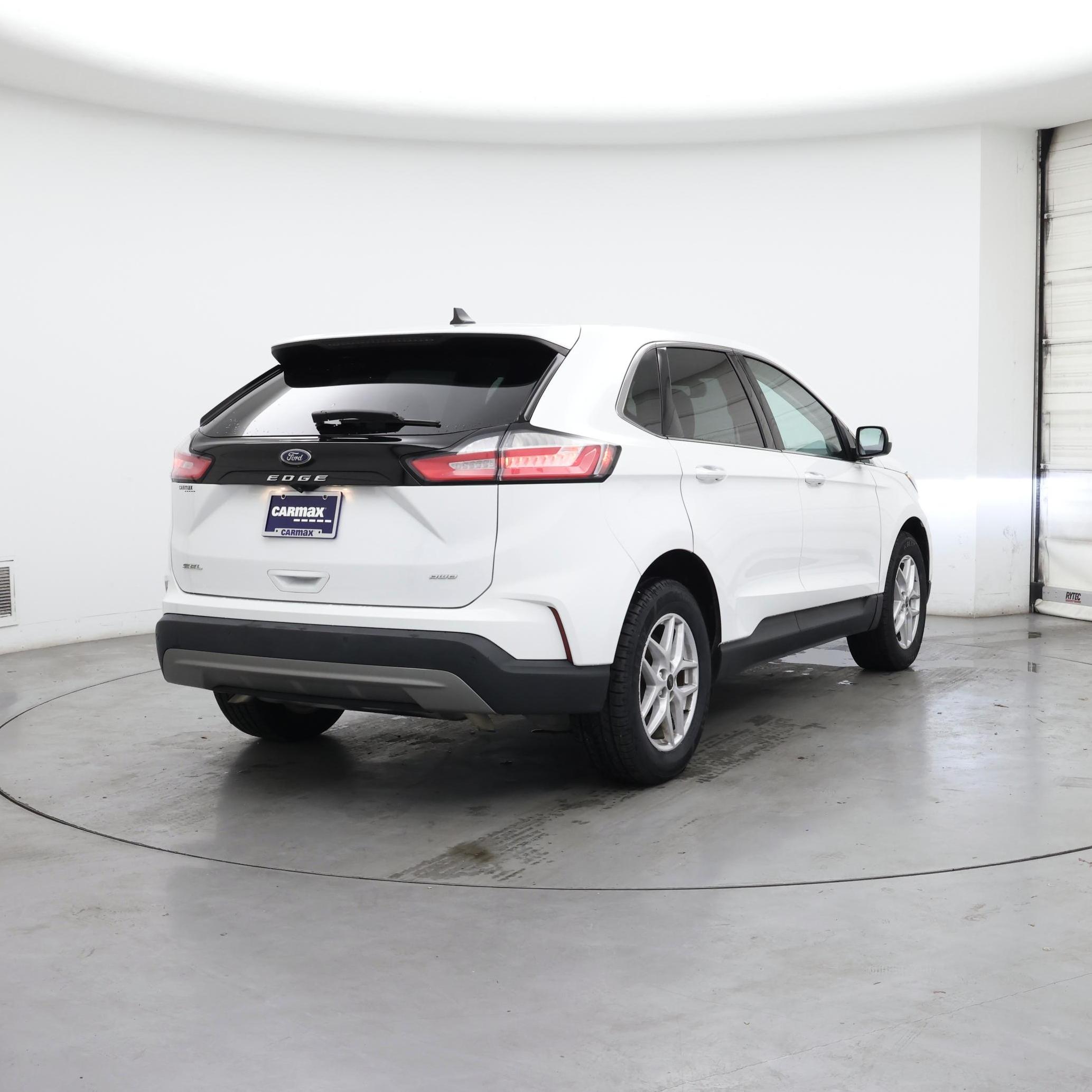 Thumbnail: 2023 Ford Edge - 8