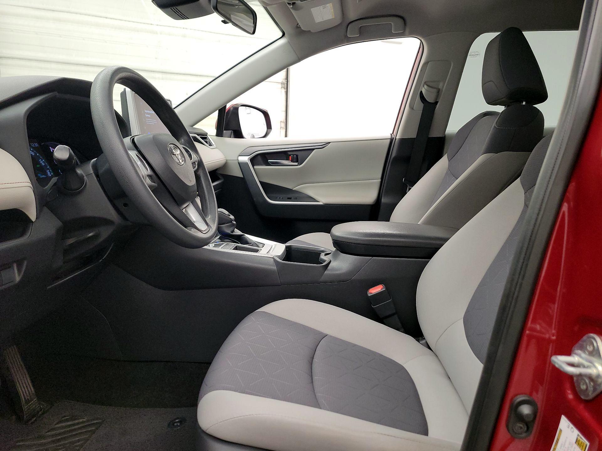 Thumbnail: 2023 Toyota RAV4 - 11