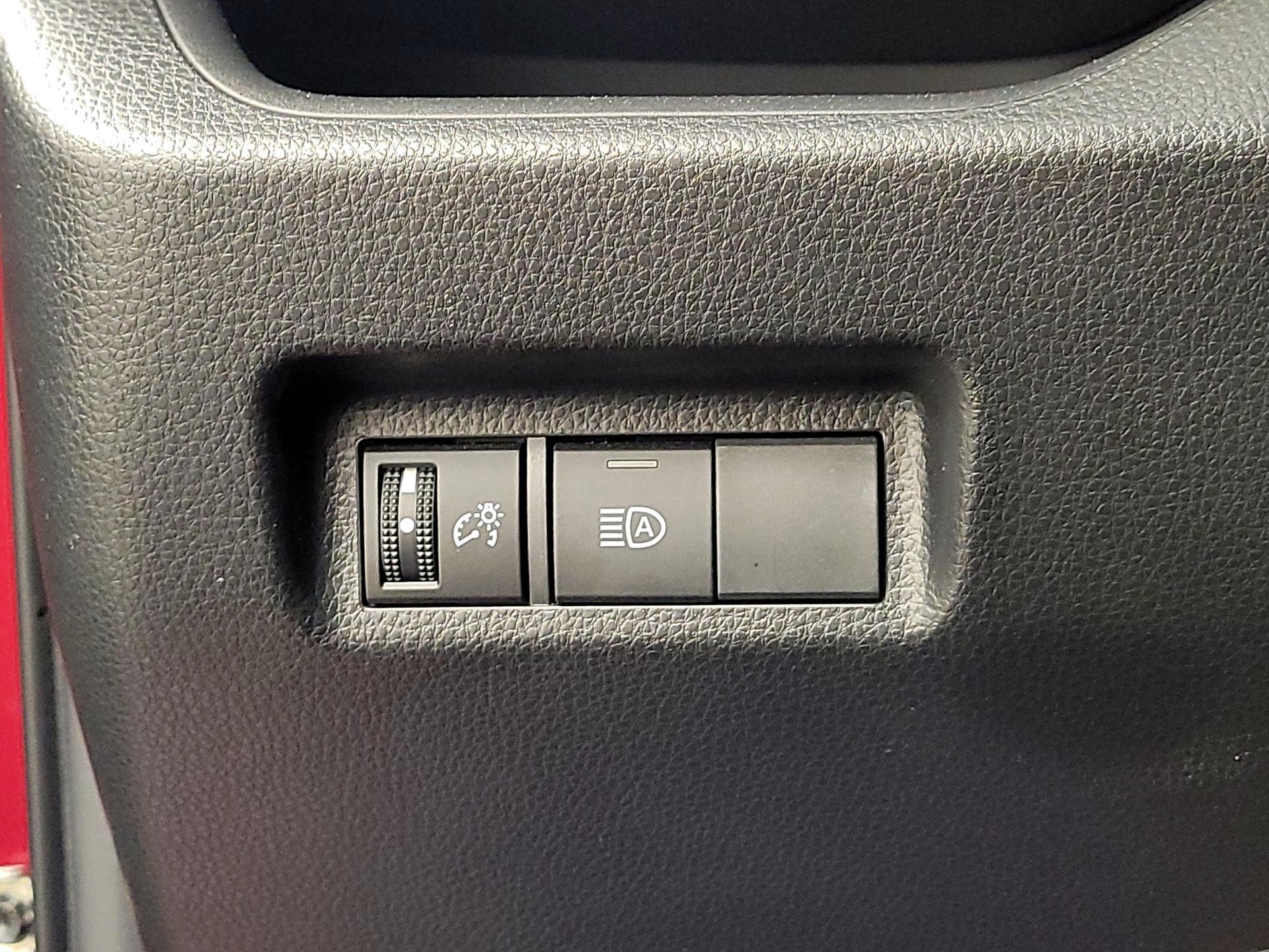 Thumbnail: 2023 Toyota RAV4 - 13