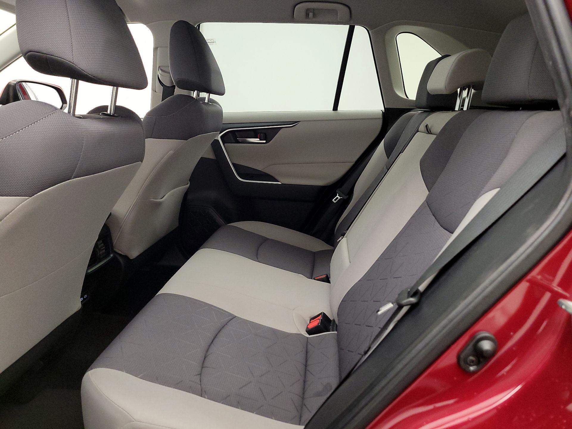 Thumbnail: 2023 Toyota RAV4 - 19