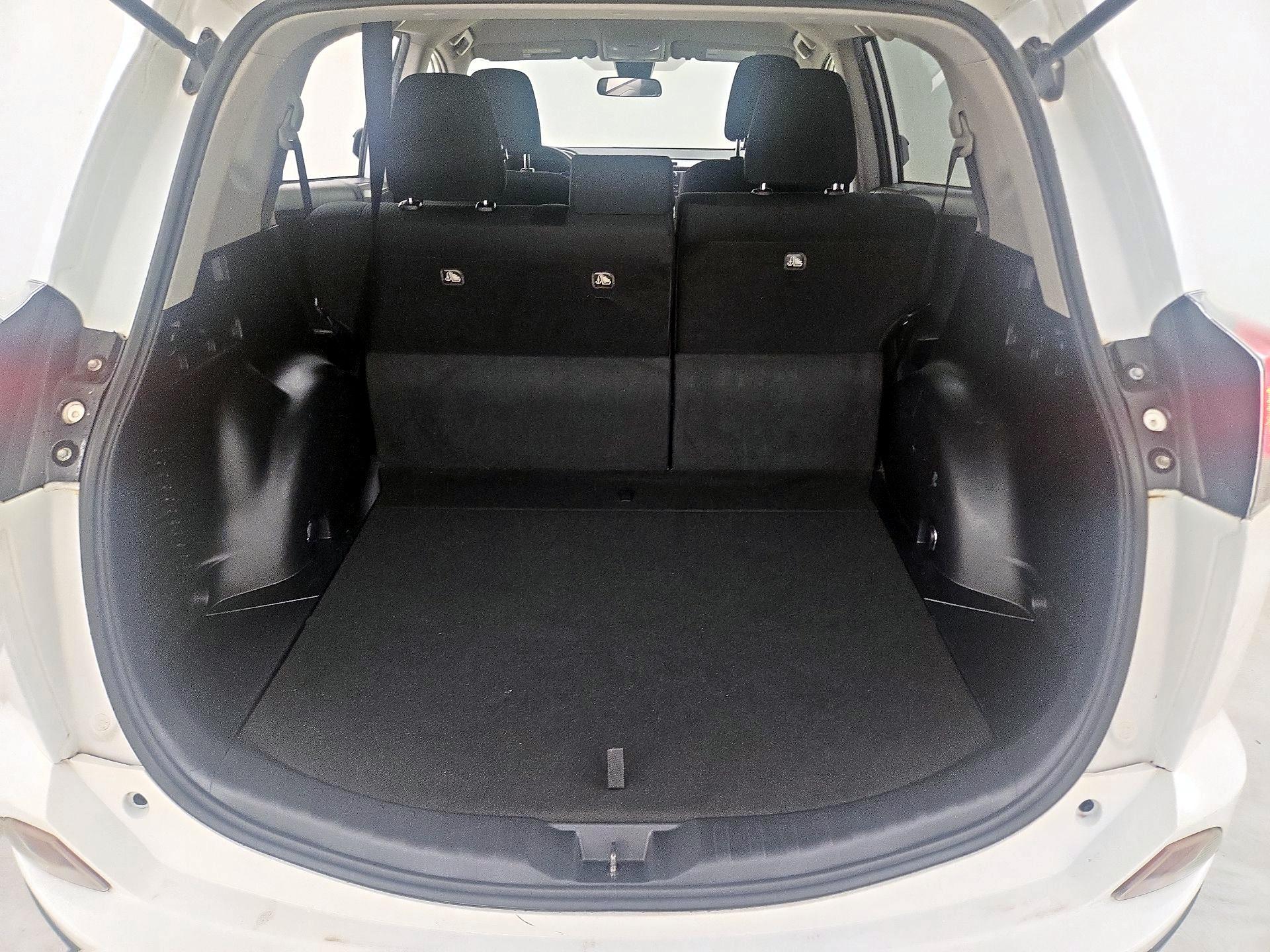 Thumbnail: 2018 Toyota RAV4 - 20