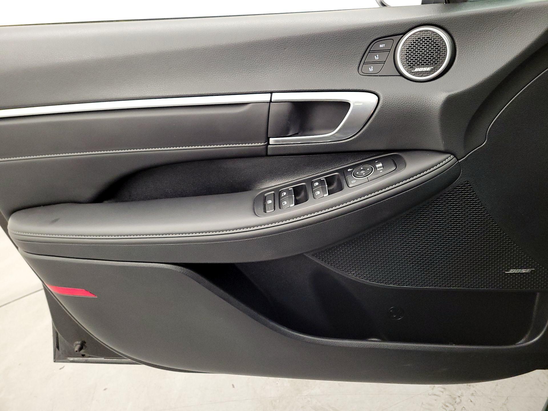 Thumbnail: 2022 Hyundai Sonata - 12