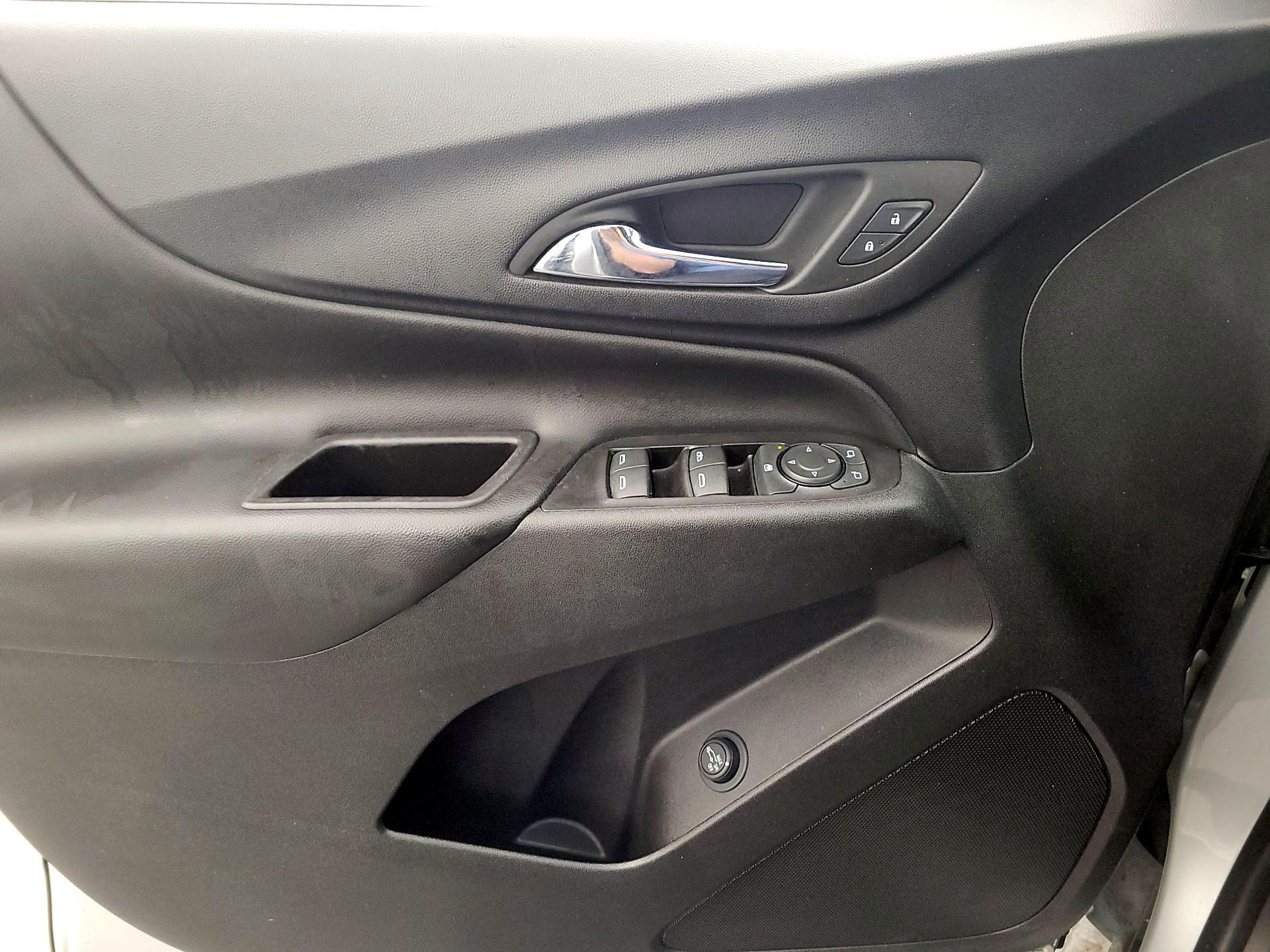 Thumbnail: 2020 Chevrolet Equinox - 12