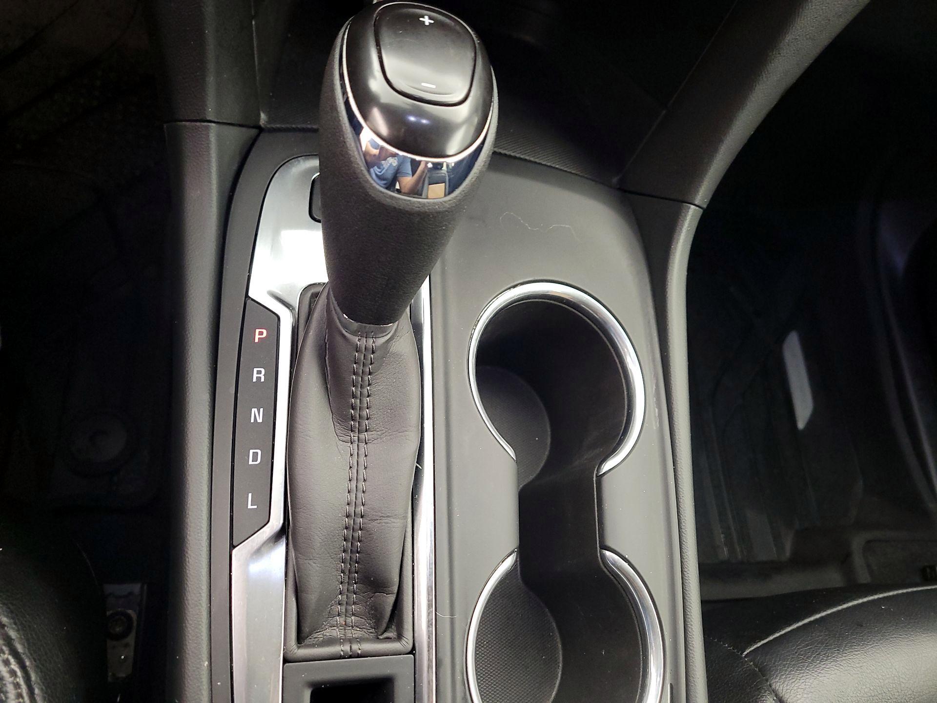 Thumbnail: 2020 Chevrolet Equinox - 16