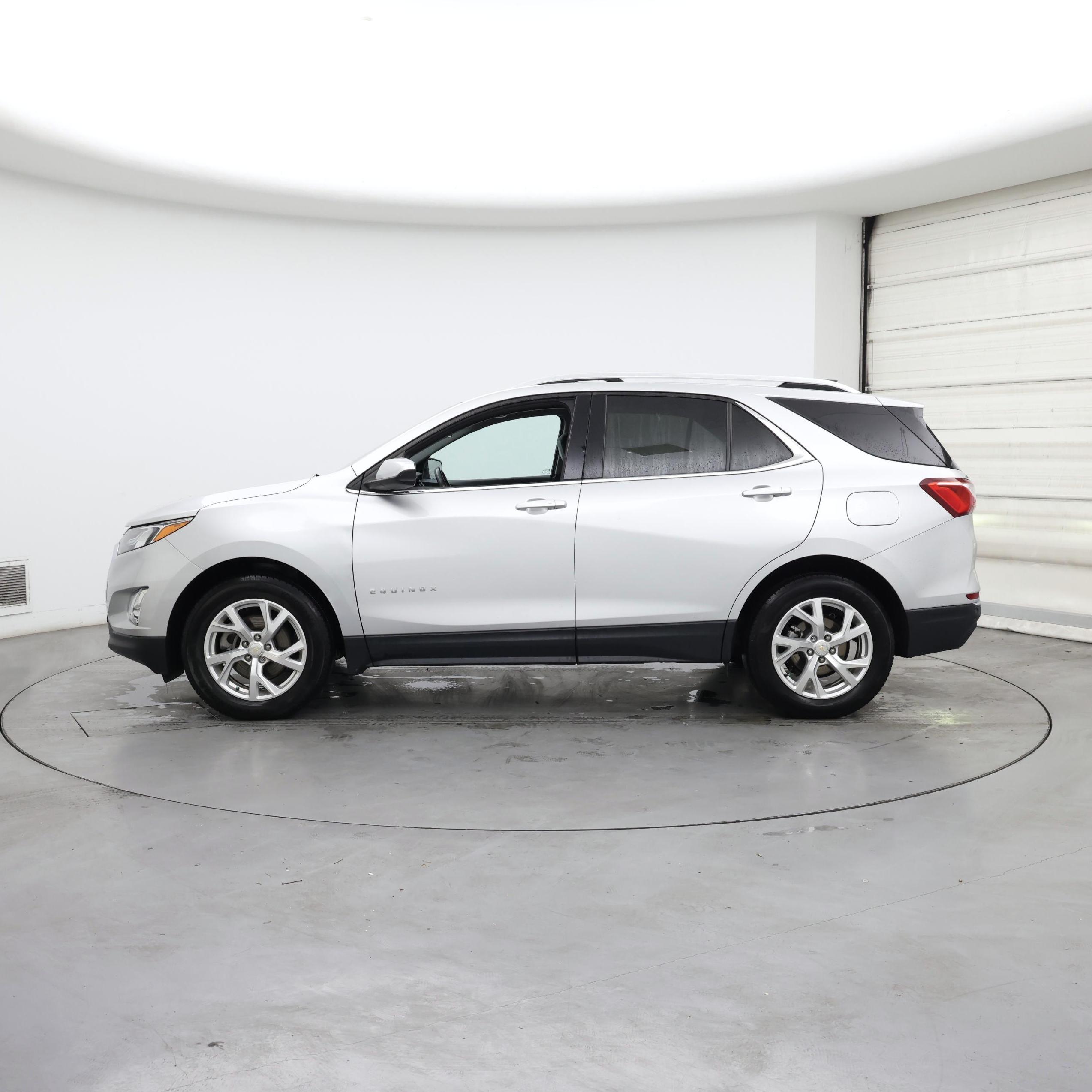 Thumbnail: 2020 Chevrolet Equinox - 3