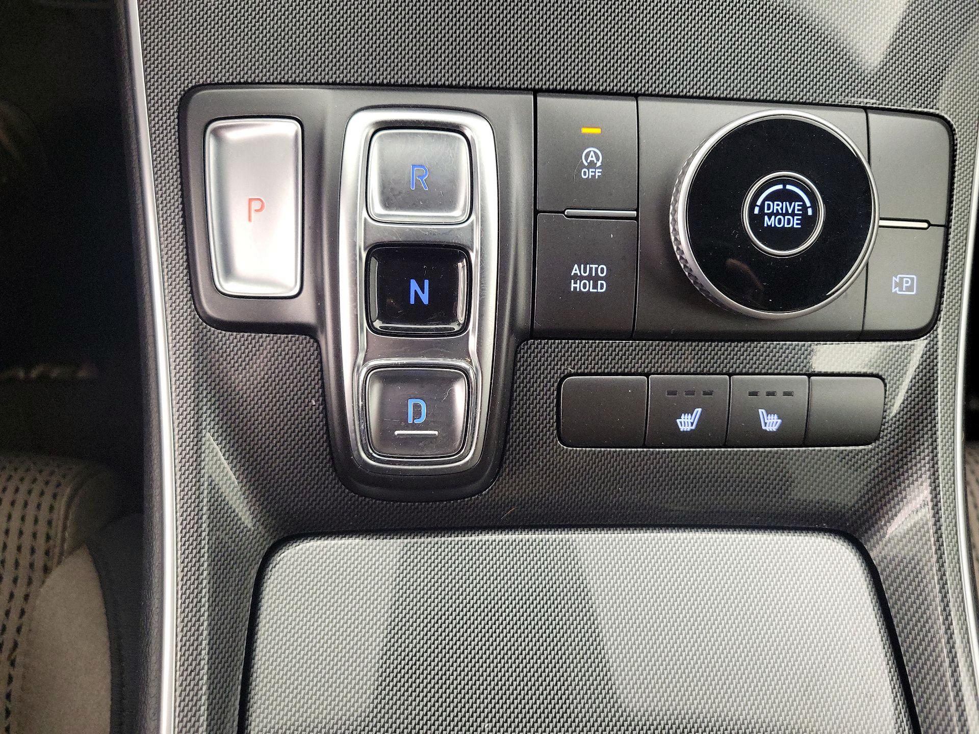 Thumbnail: 2022 Hyundai Santa Fe - 17