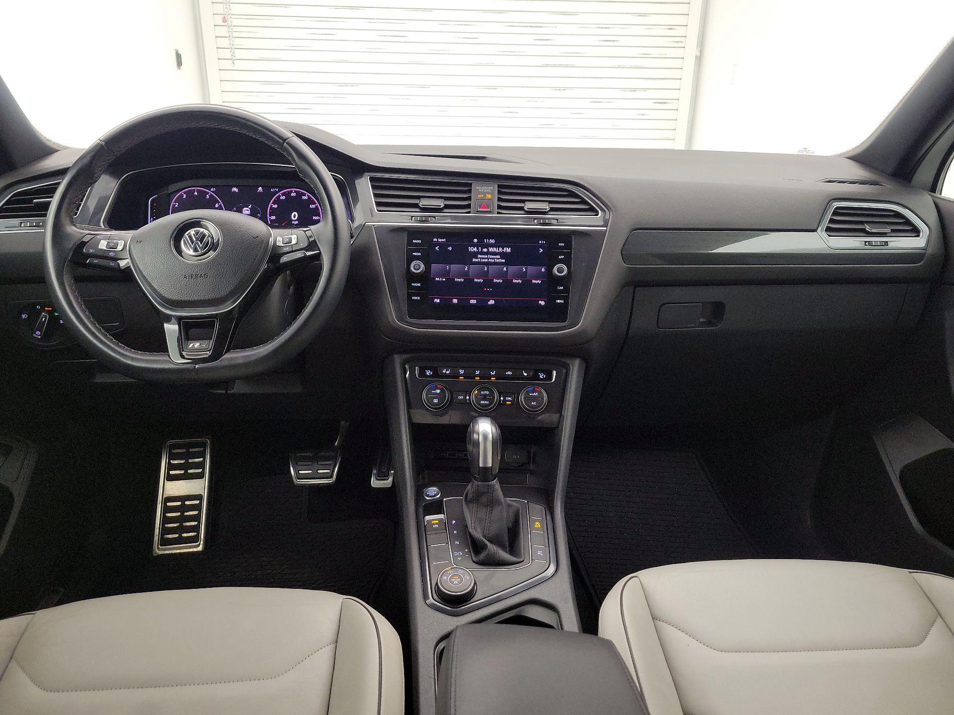 Thumbnail: 2020 Volkswagen Tiguan - 9