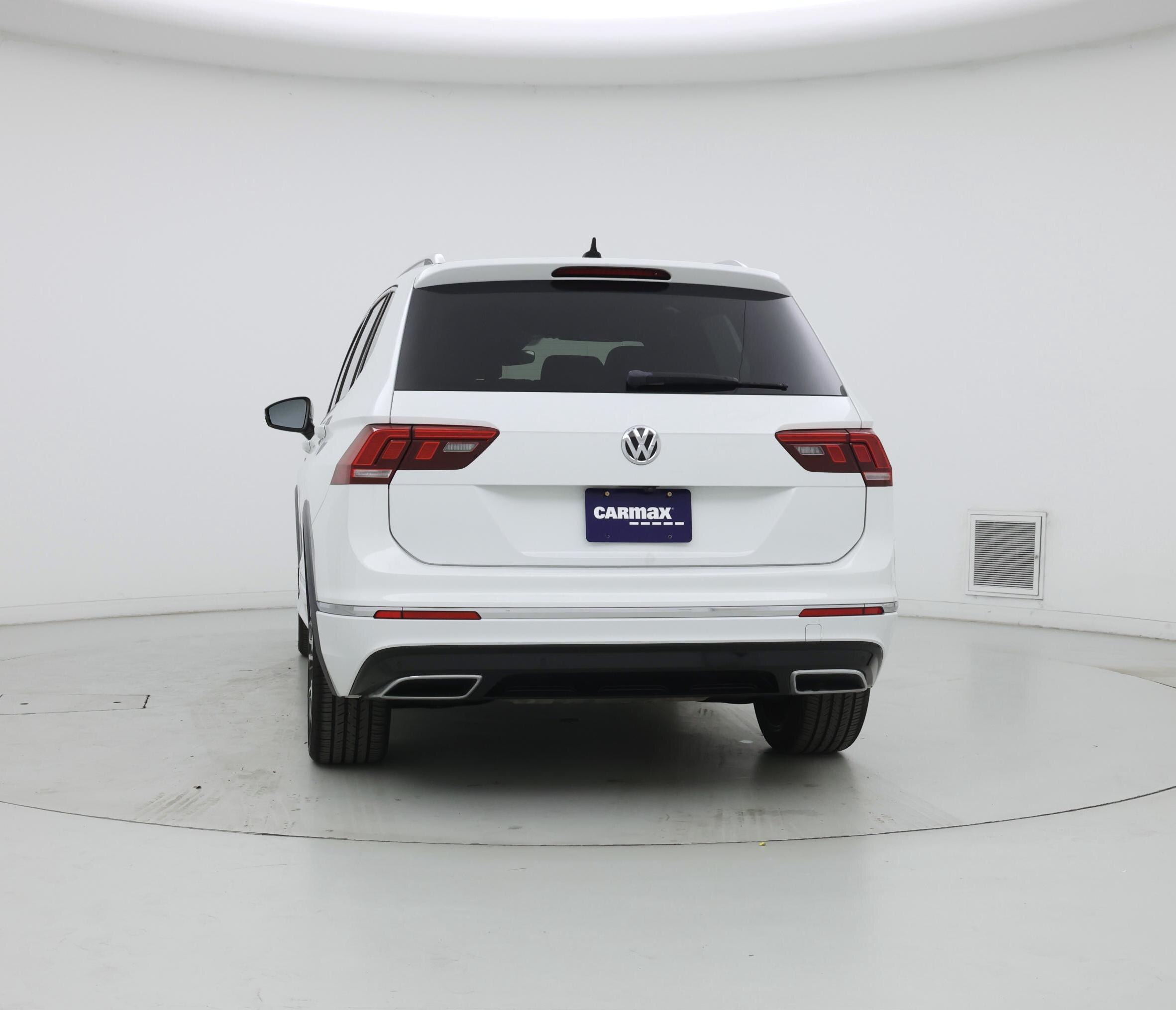 Thumbnail: 2020 Volkswagen Tiguan - 6