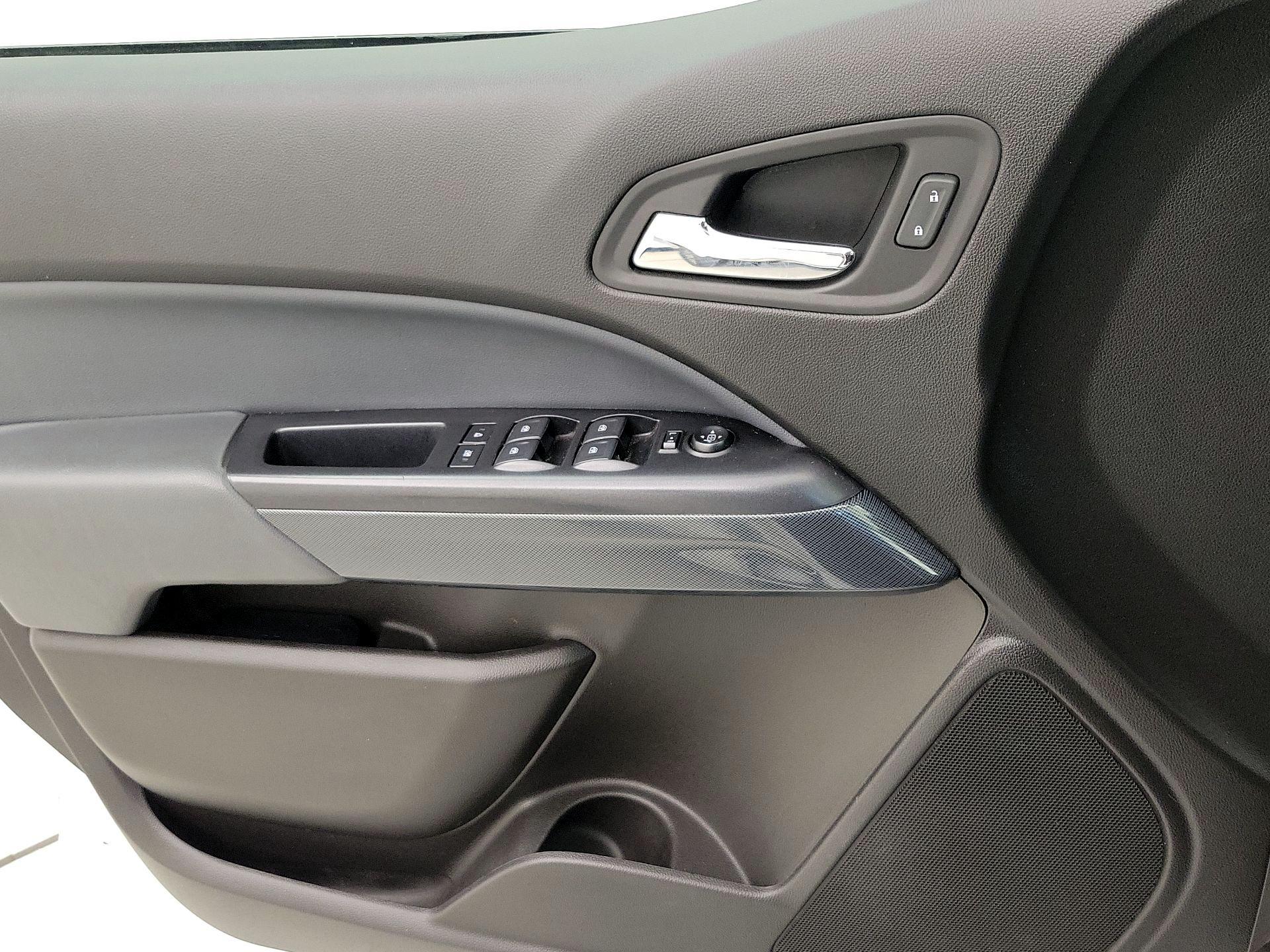 Thumbnail: 2020 Chevrolet Colorado - 12