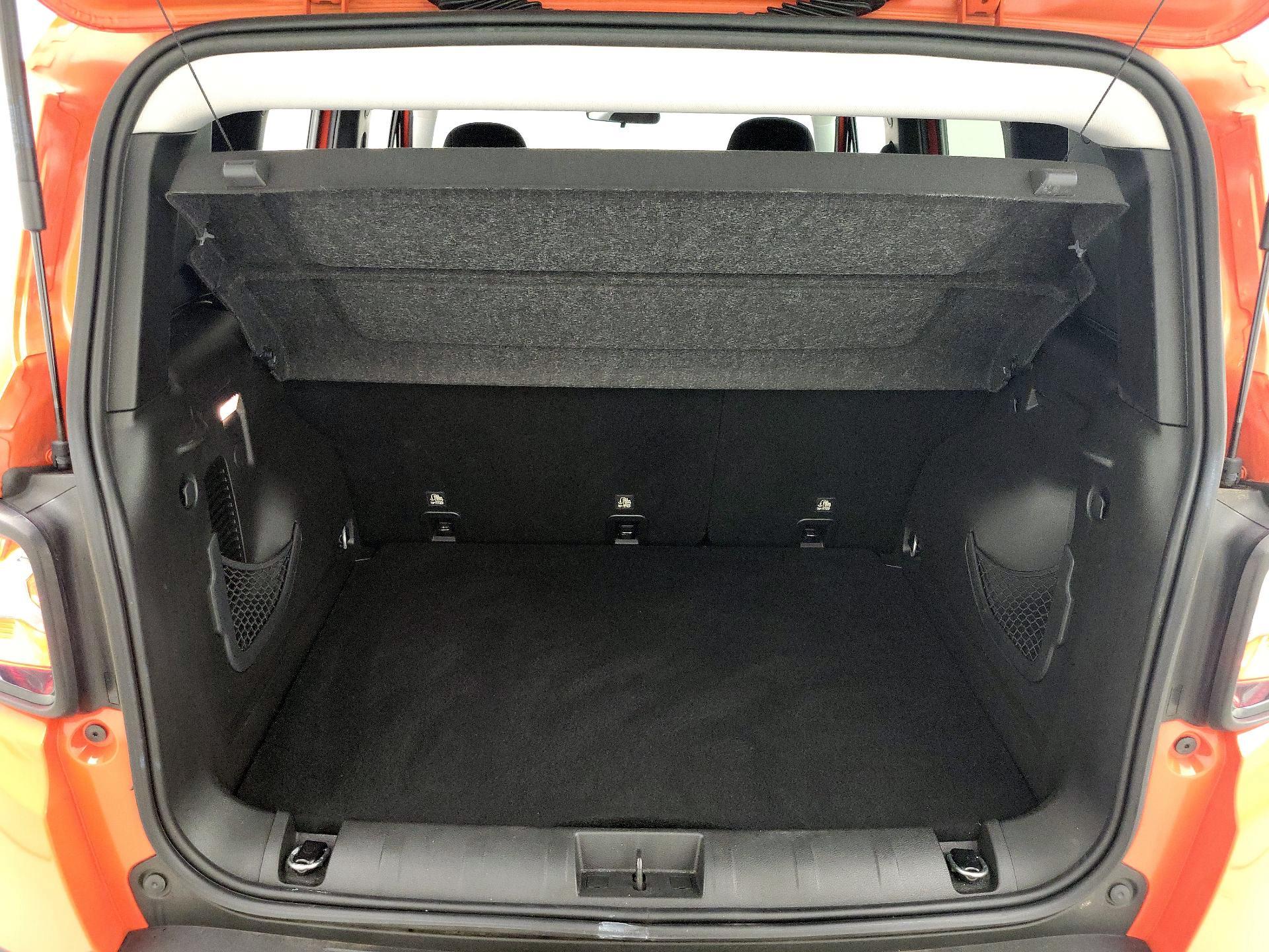 Thumbnail: 2020 Jeep Renegade - 20