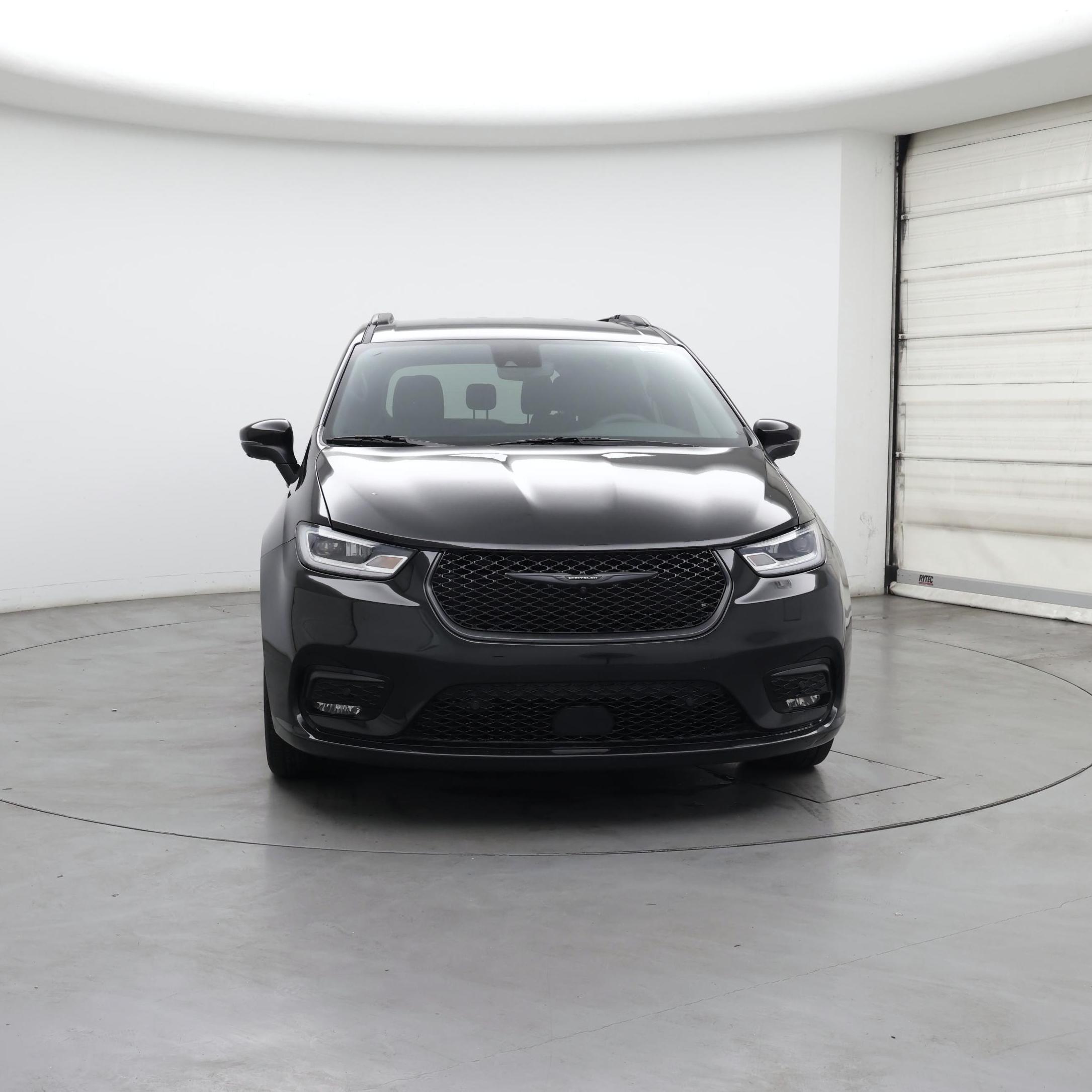 Thumbnail: 2023 Chrysler Pacifica - 5