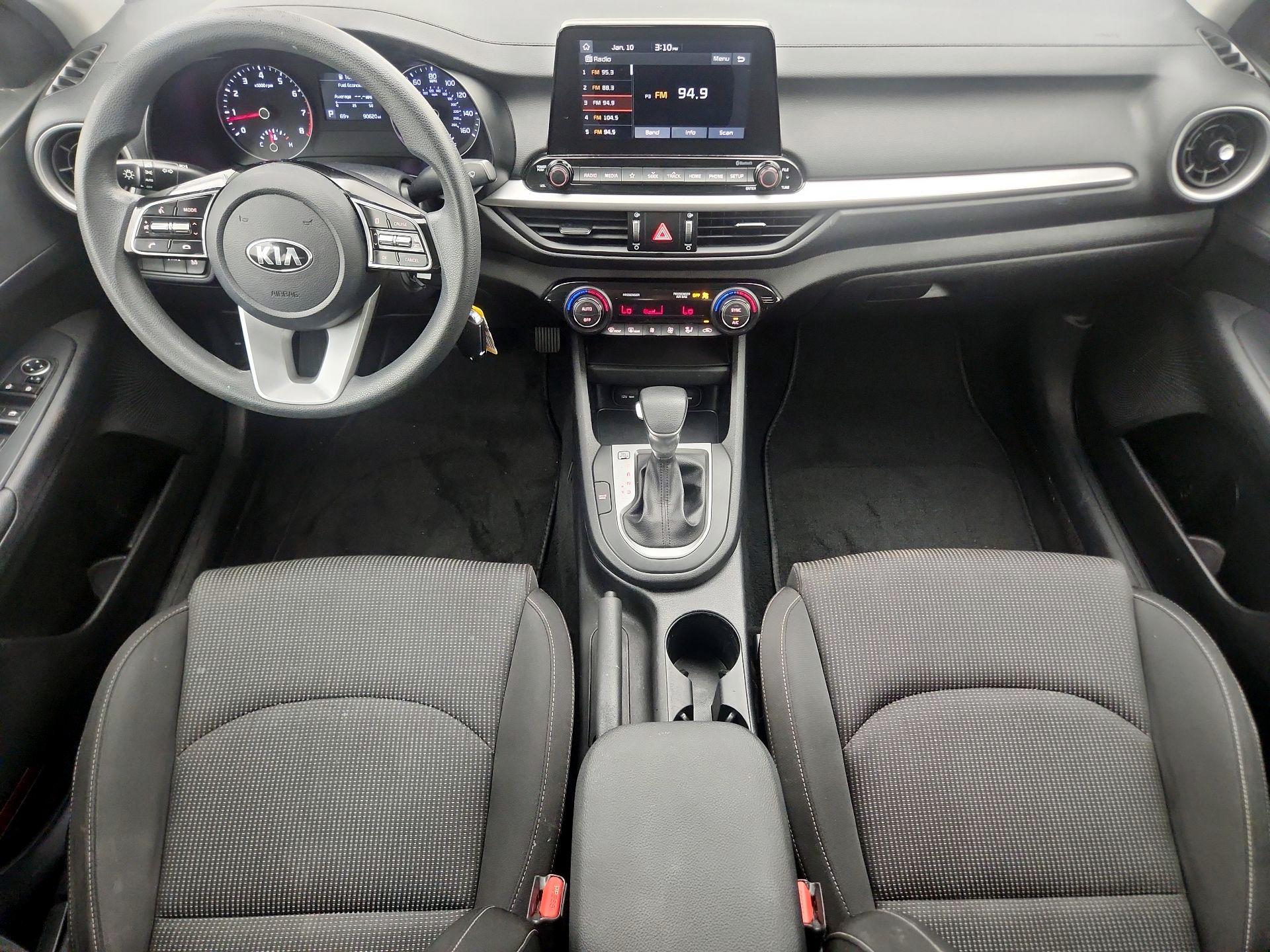 Thumbnail: 2019 Kia Forte - 9