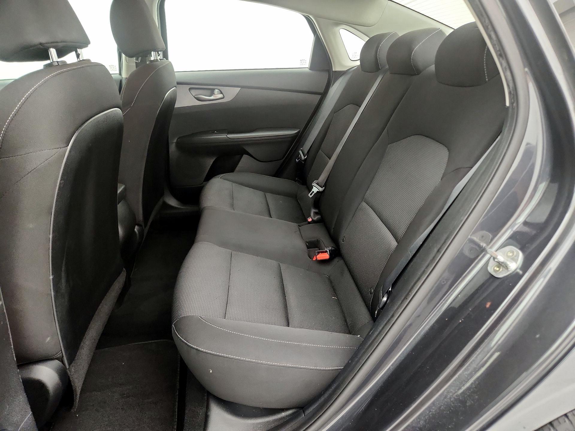 Thumbnail: 2019 Kia Forte - 19