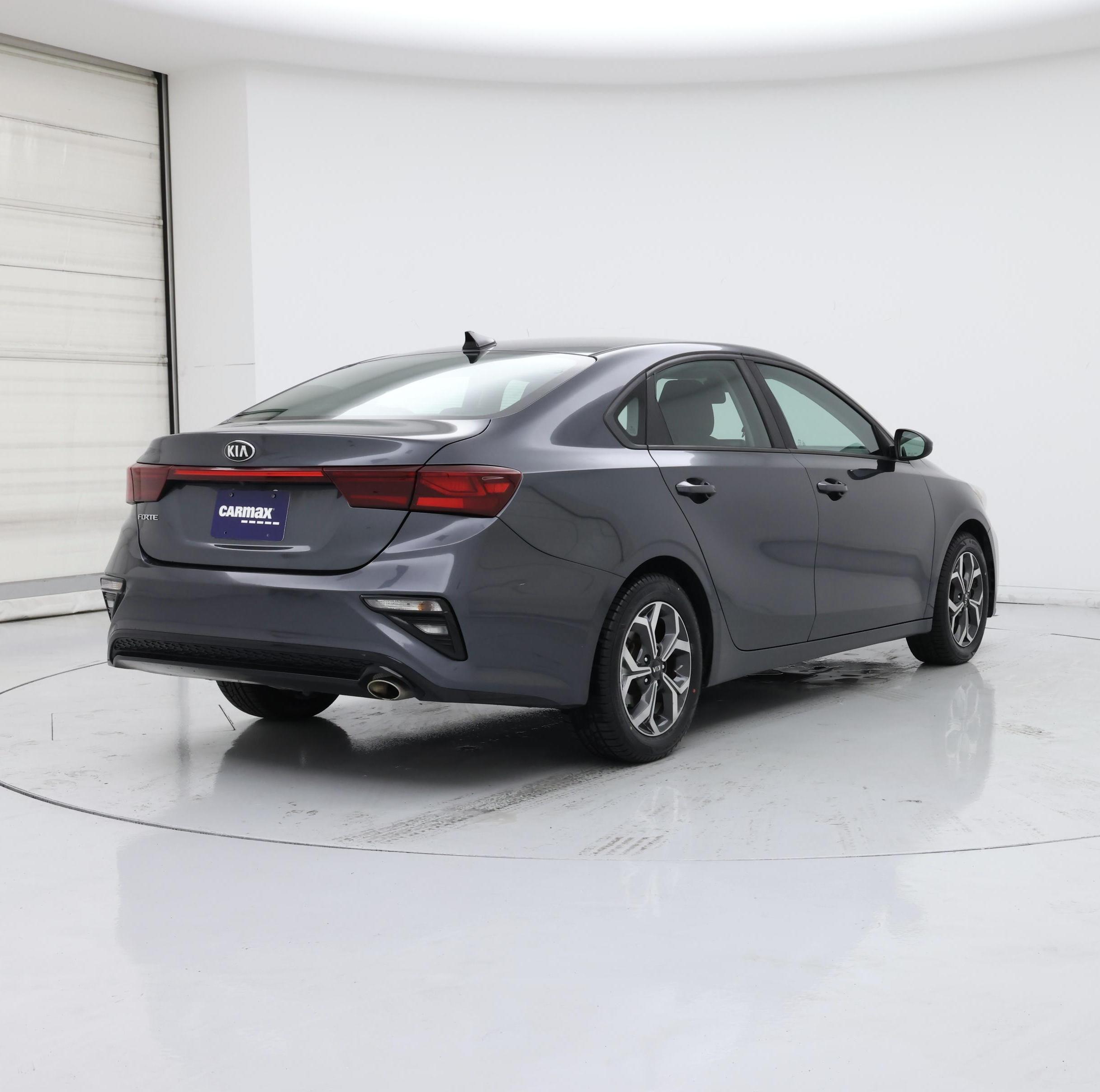 Thumbnail: 2019 Kia Forte - 8