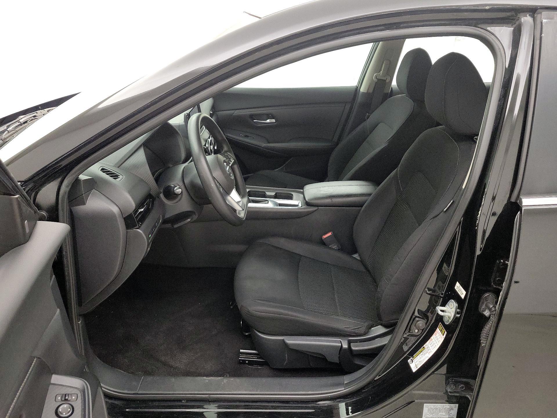 Thumbnail: 2020 Nissan Sentra - 11