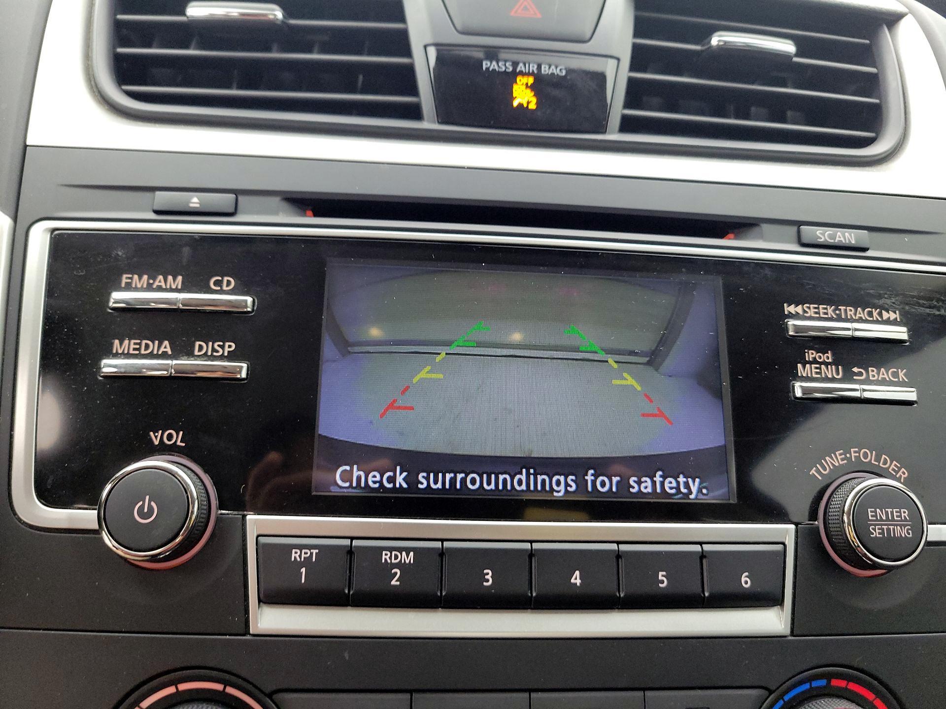 Thumbnail: 2017 Nissan Altima - 14