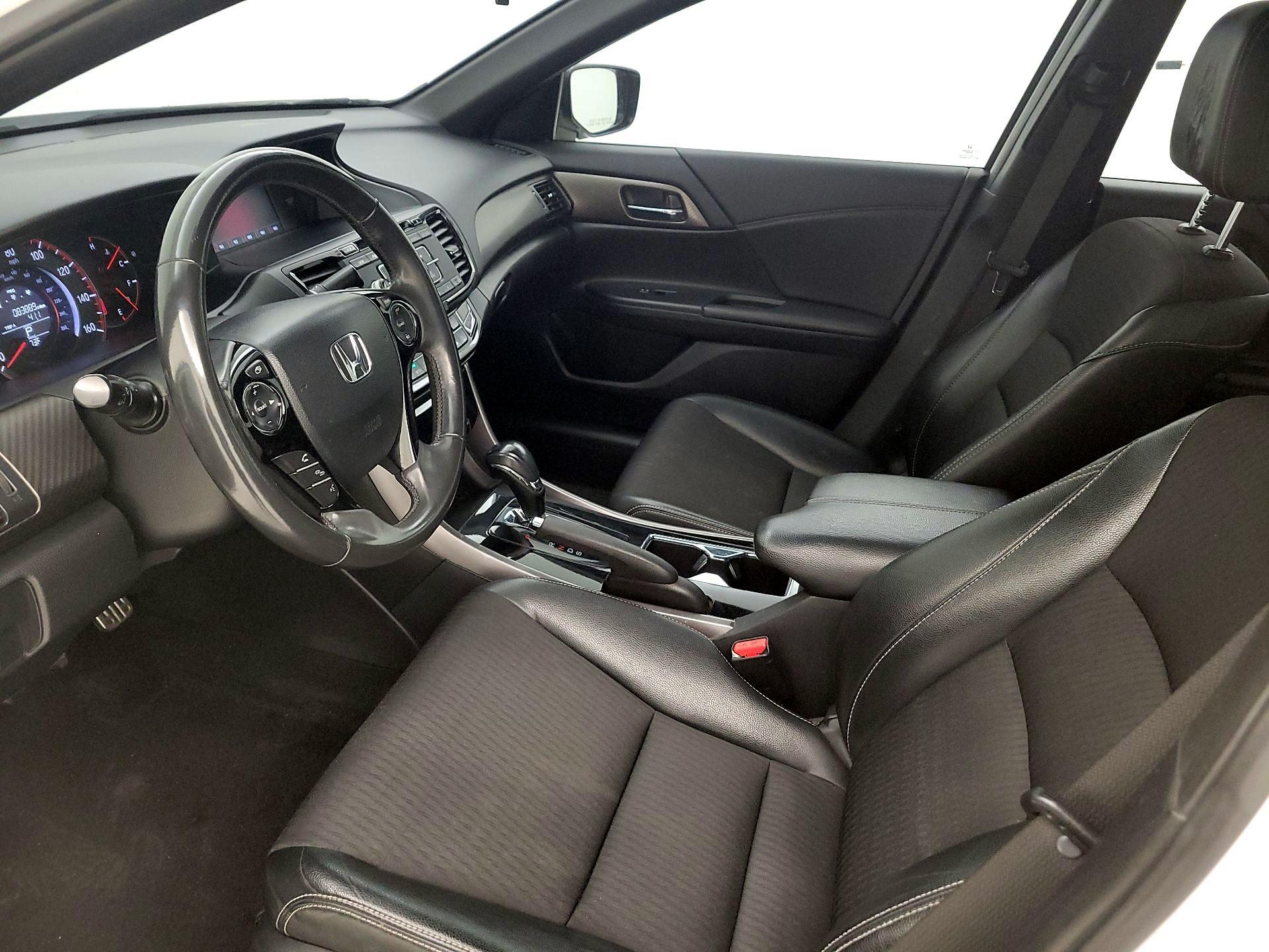 Thumbnail: 2017 Honda Accord - 11