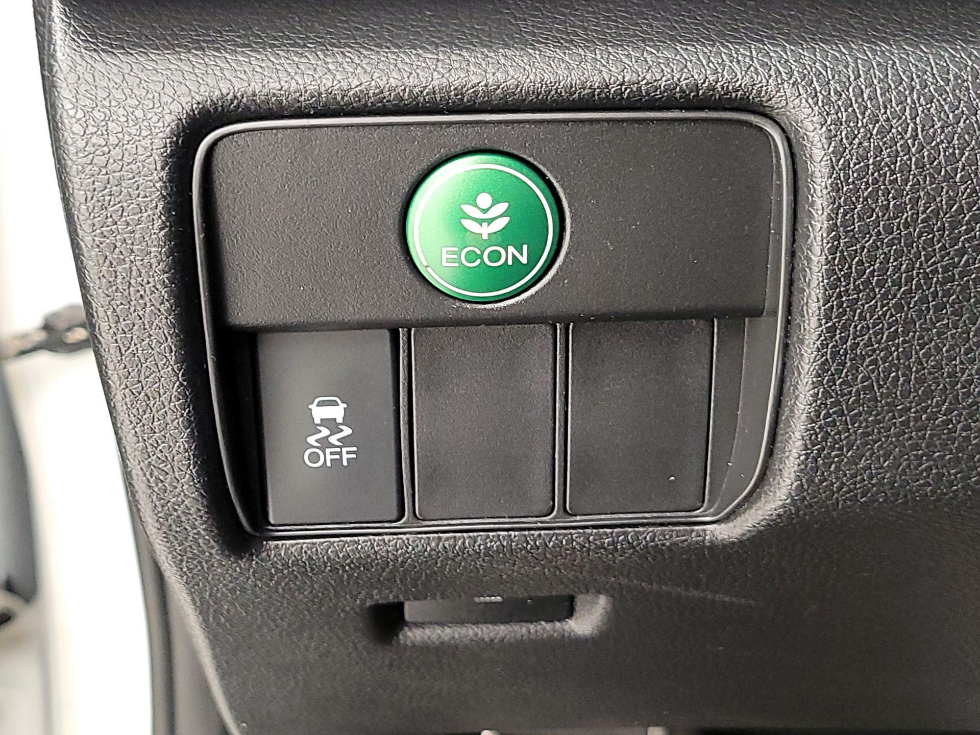 Thumbnail: 2017 Honda Accord - 13