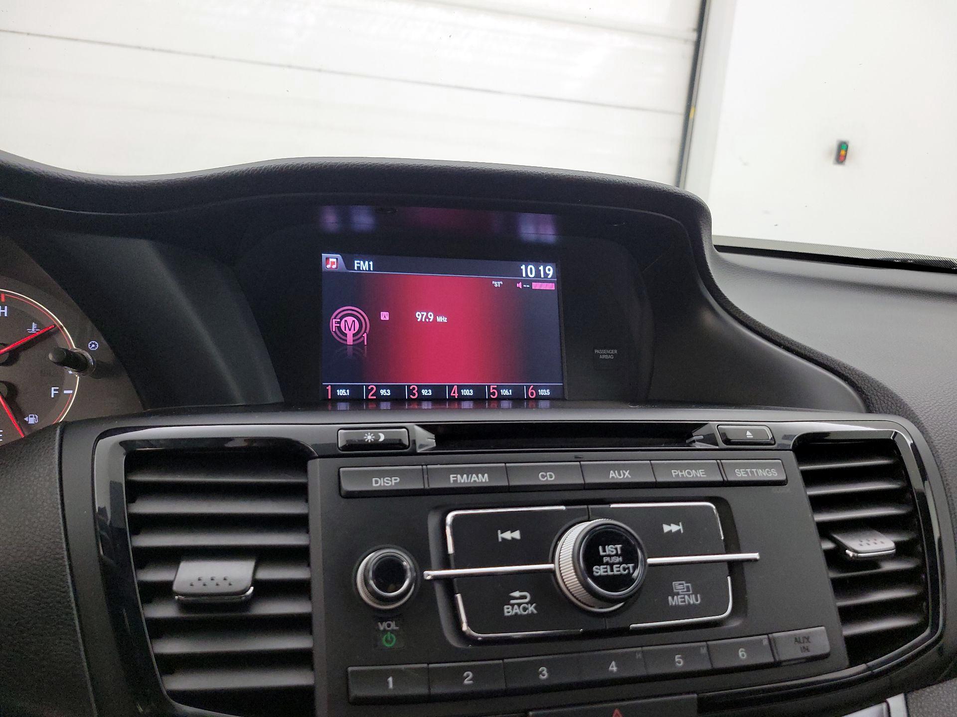 Thumbnail: 2017 Honda Accord - 15