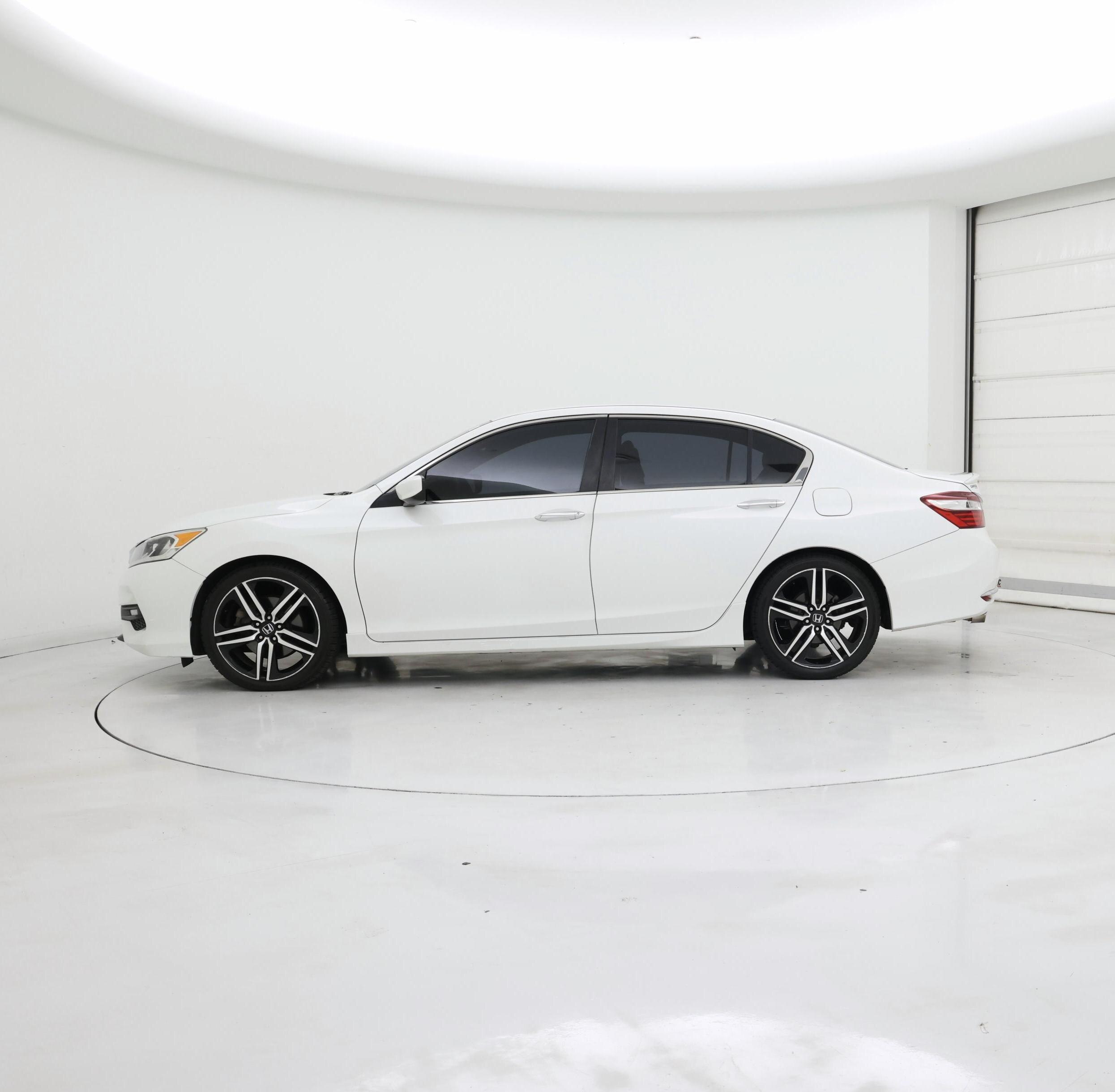 Thumbnail: 2017 Honda Accord - 3