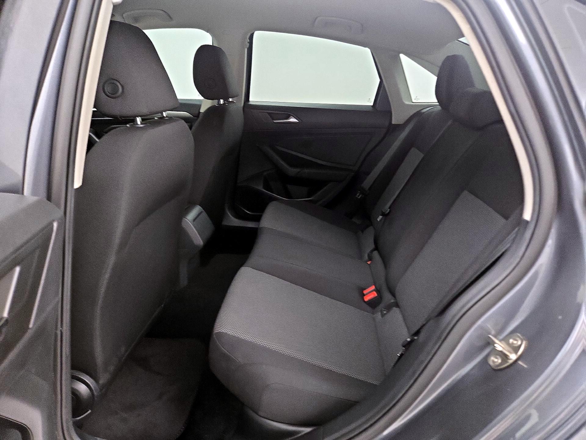 Thumbnail: 2020 Volkswagen Jetta - 19