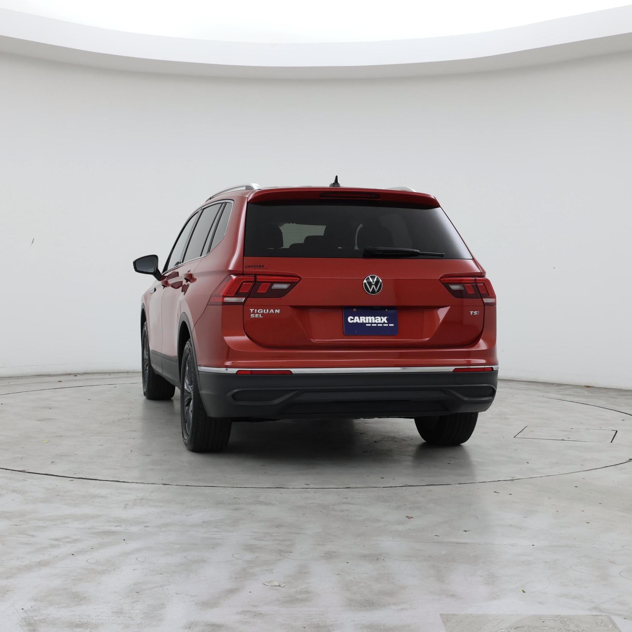 Thumbnail: 2023 Volkswagen Tiguan - 6