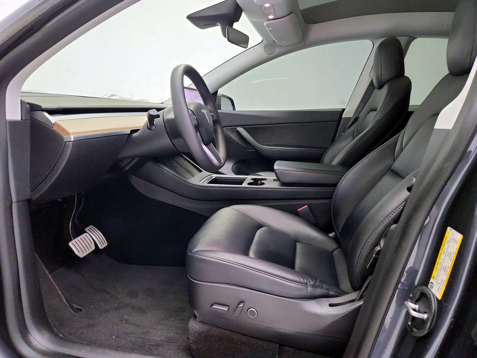 Thumbnail: 2022 Tesla Model Y - 11