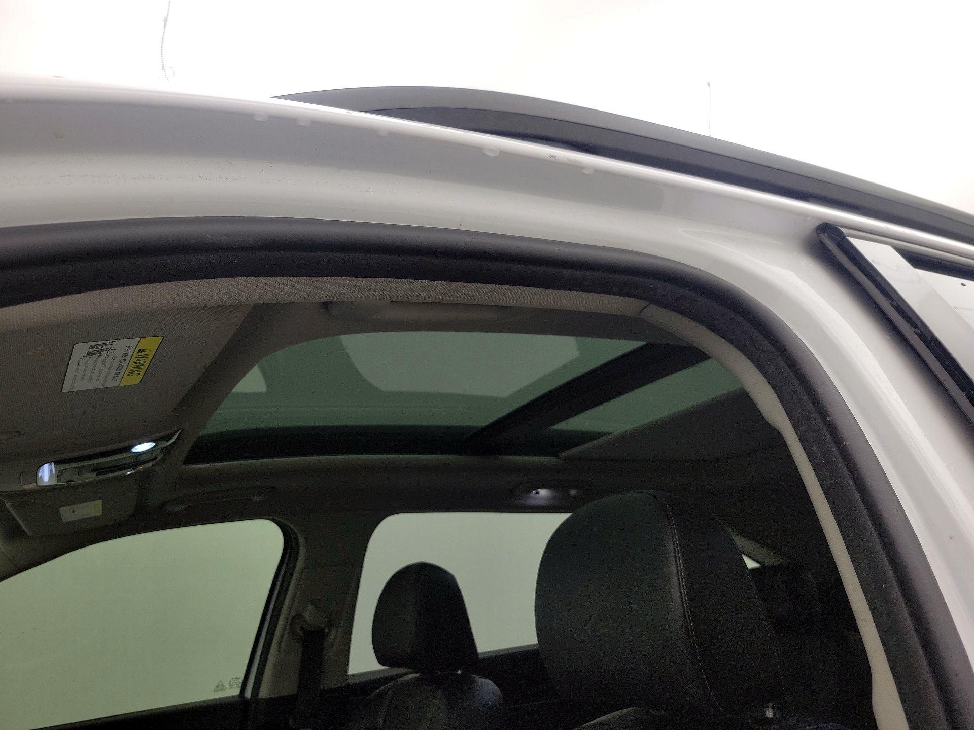 Thumbnail: 2023 Kia Sorento - 19