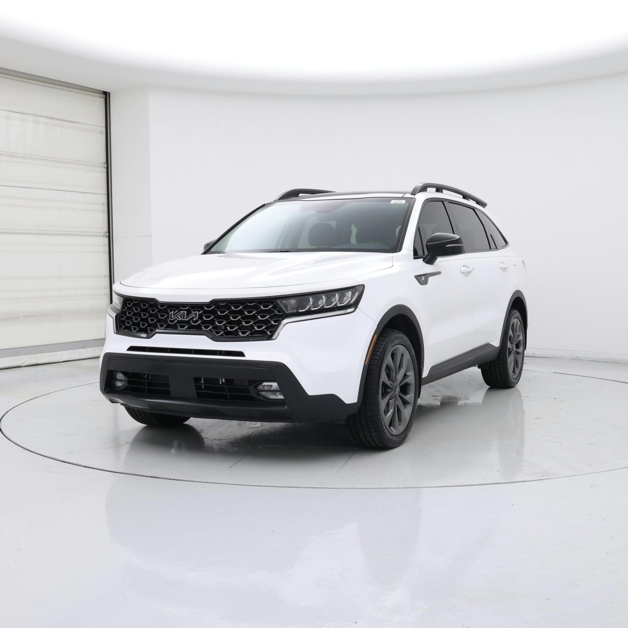 Thumbnail: 2023 Kia Sorento - 4