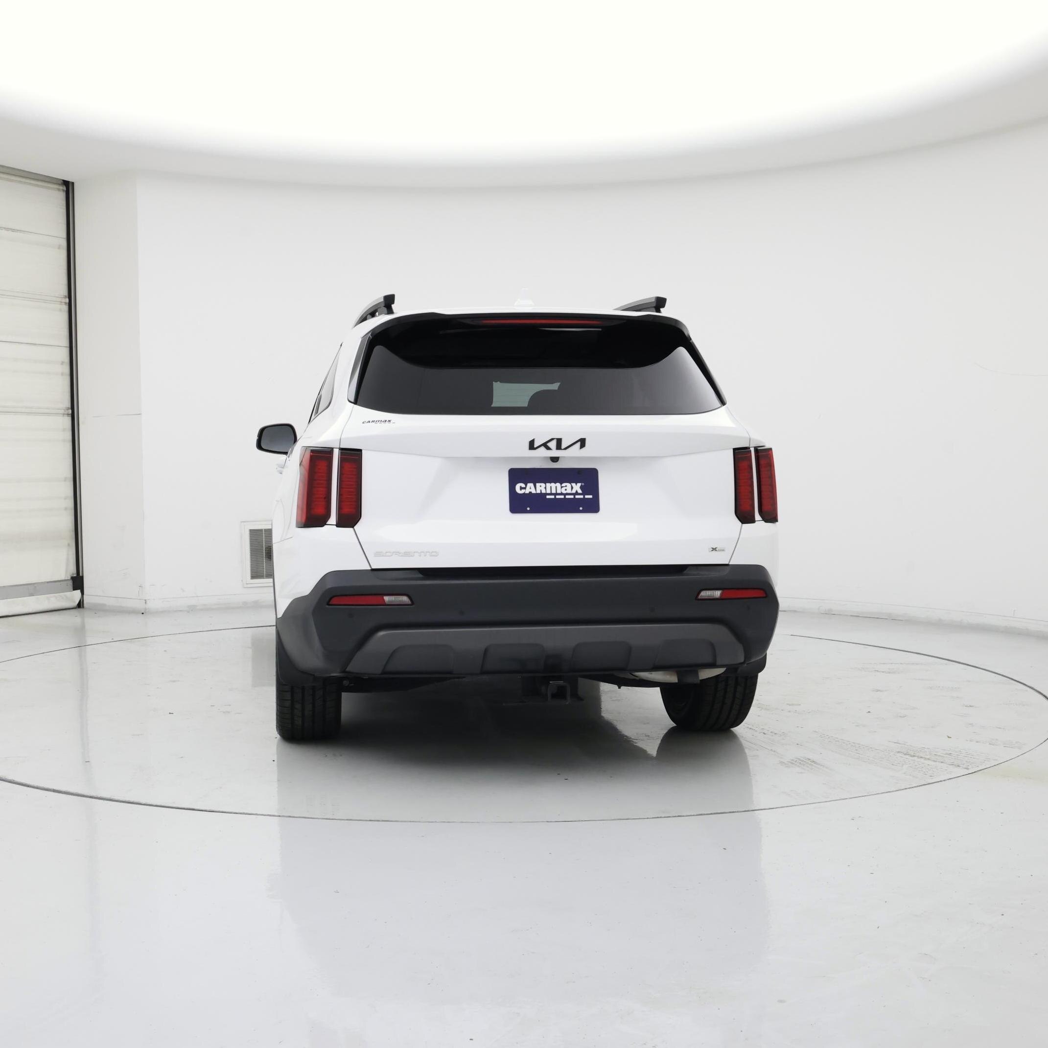 Thumbnail: 2023 Kia Sorento - 6