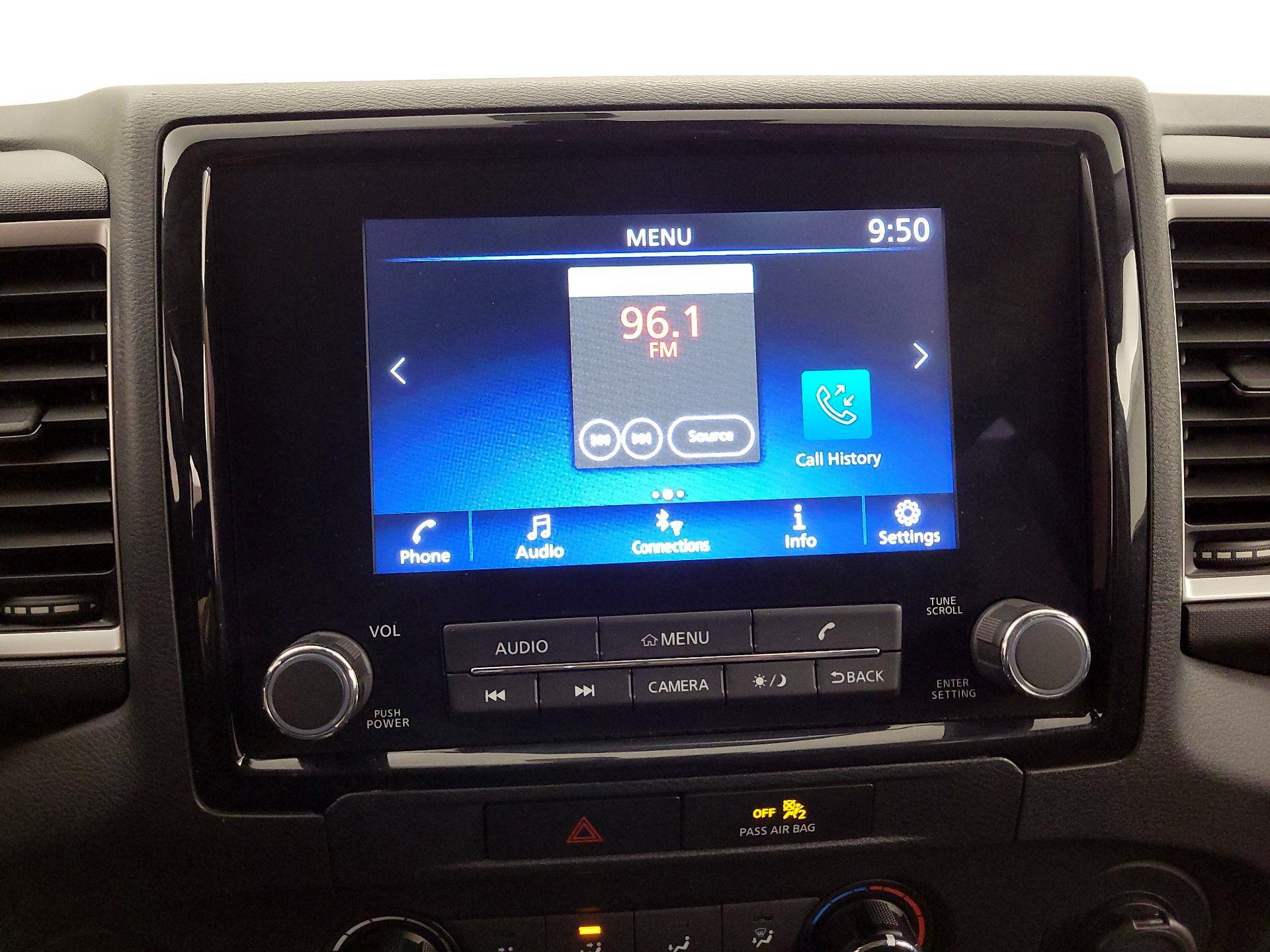 Thumbnail: 2022 Nissan Frontier - 15