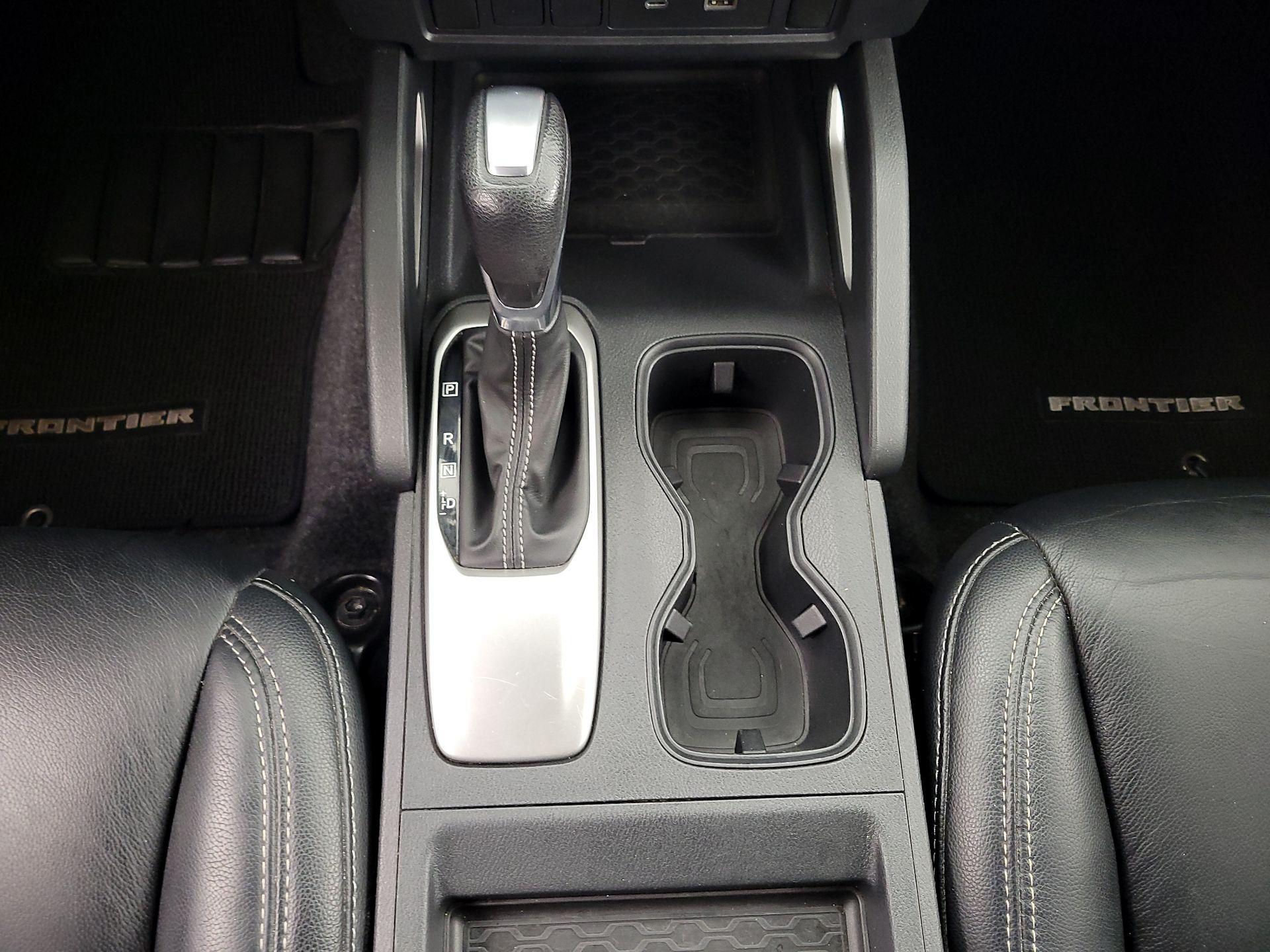 Thumbnail: 2022 Nissan Frontier - 17