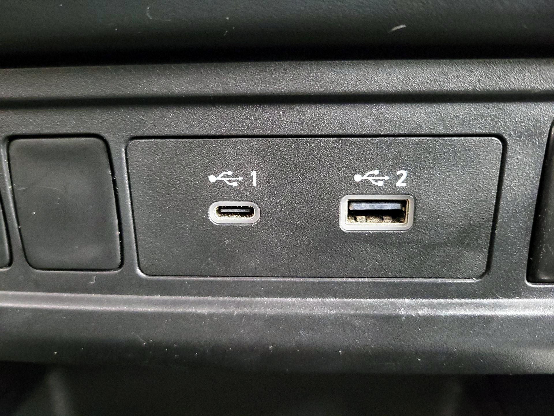 Thumbnail: 2022 Nissan Frontier - 18