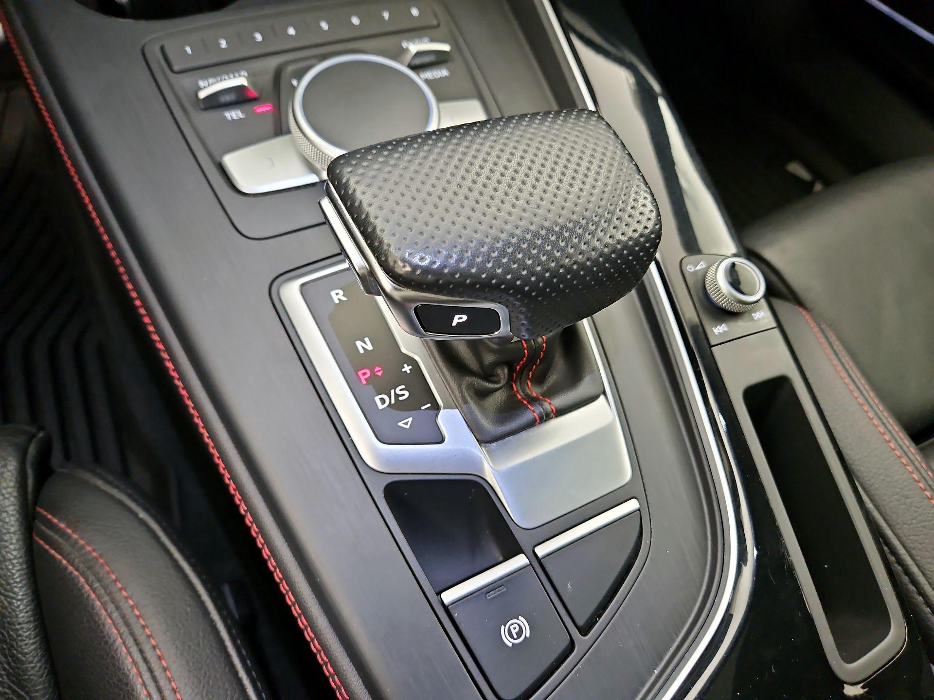 Thumbnail: 2018 Audi A4 - 18