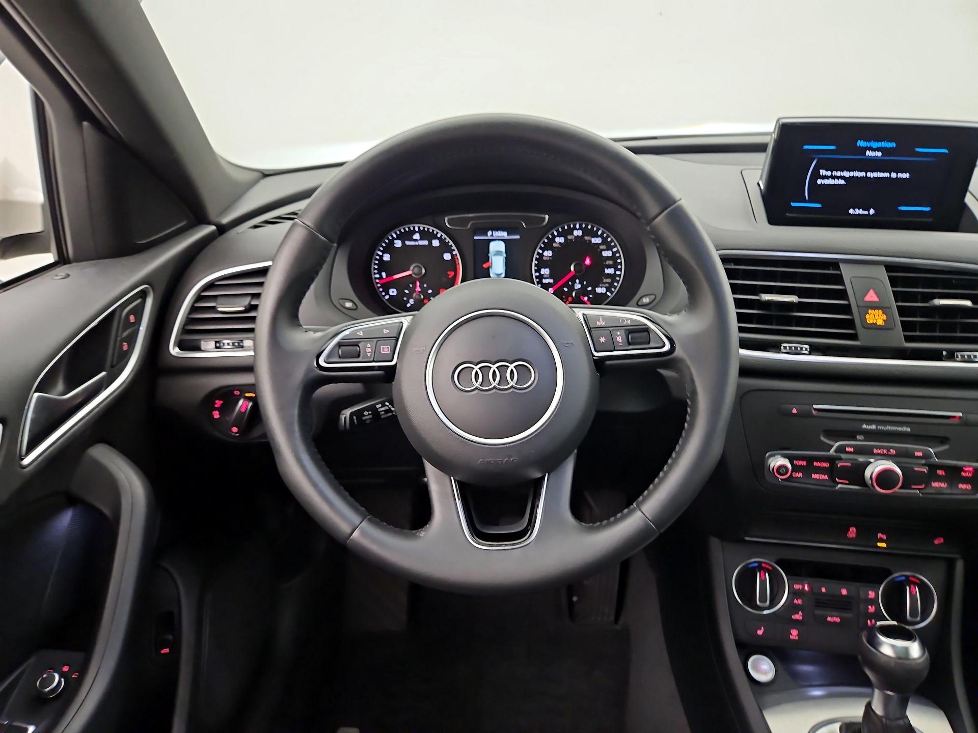 Thumbnail: 2018 Audi Q3 - 10