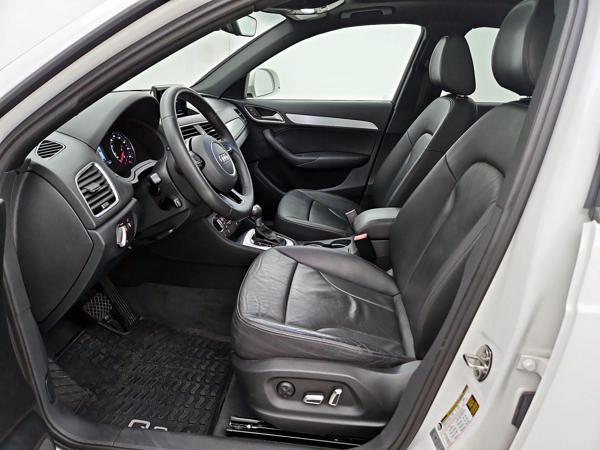 Thumbnail: 2018 Audi Q3 - 11