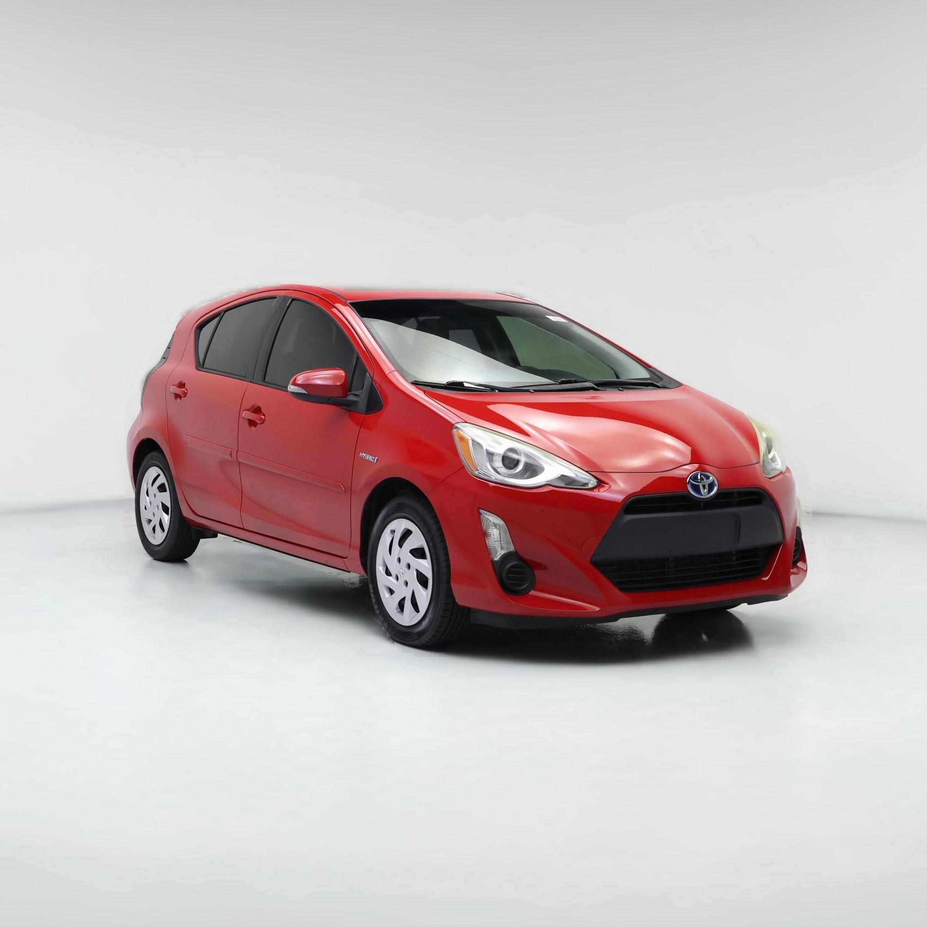 Thumbnail: 2015 Toyota Prius c - 1