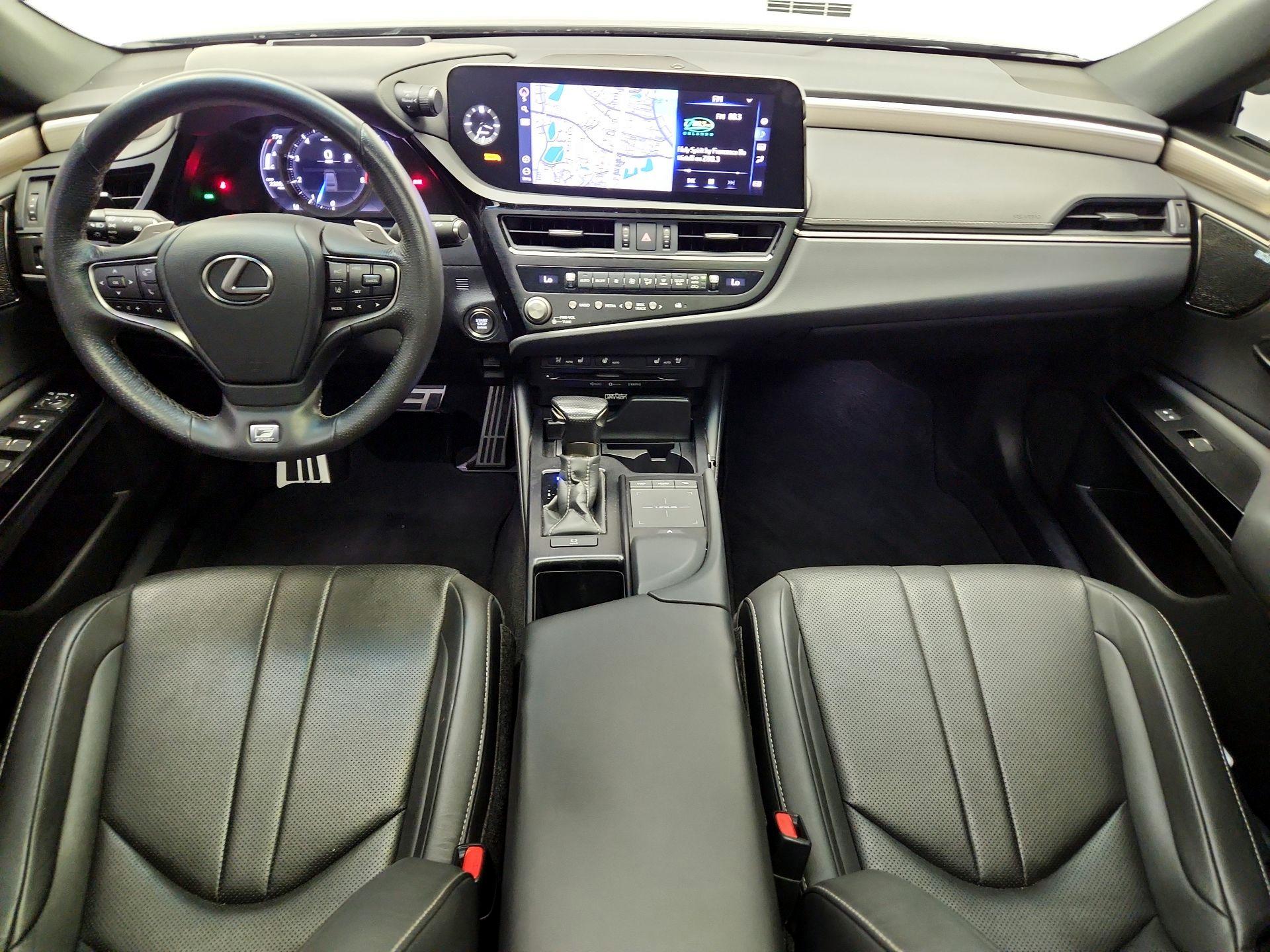 Thumbnail: 2022 Lexus ES - 9