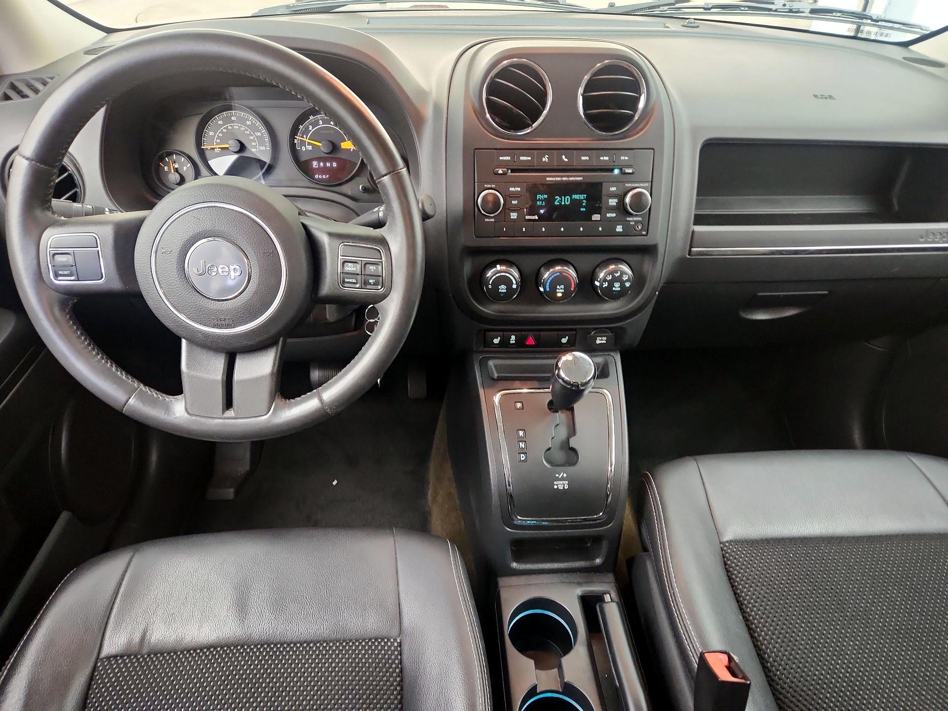 Thumbnail: 2016 Jeep Patriot - 9