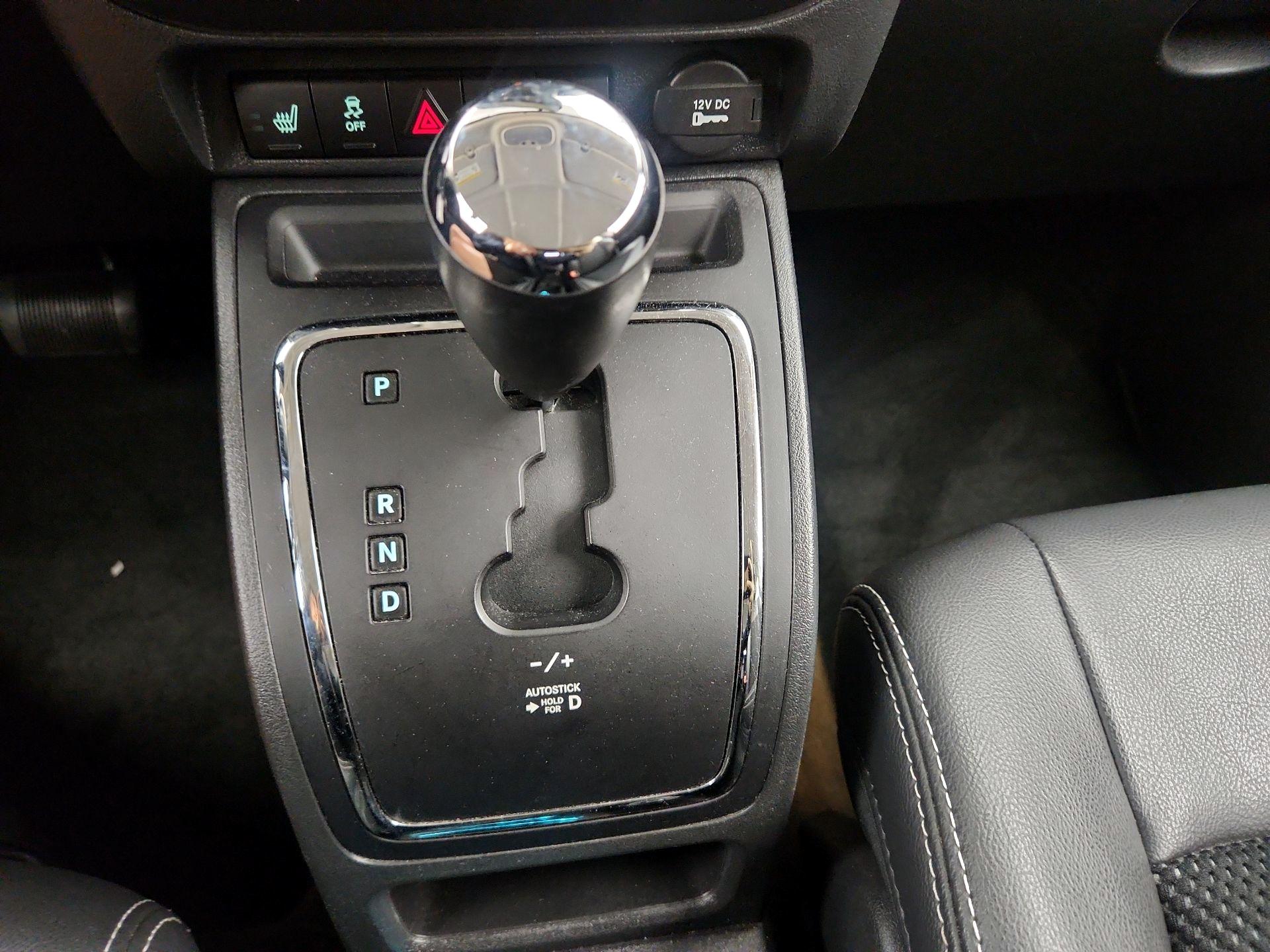 Thumbnail: 2016 Jeep Patriot - 15