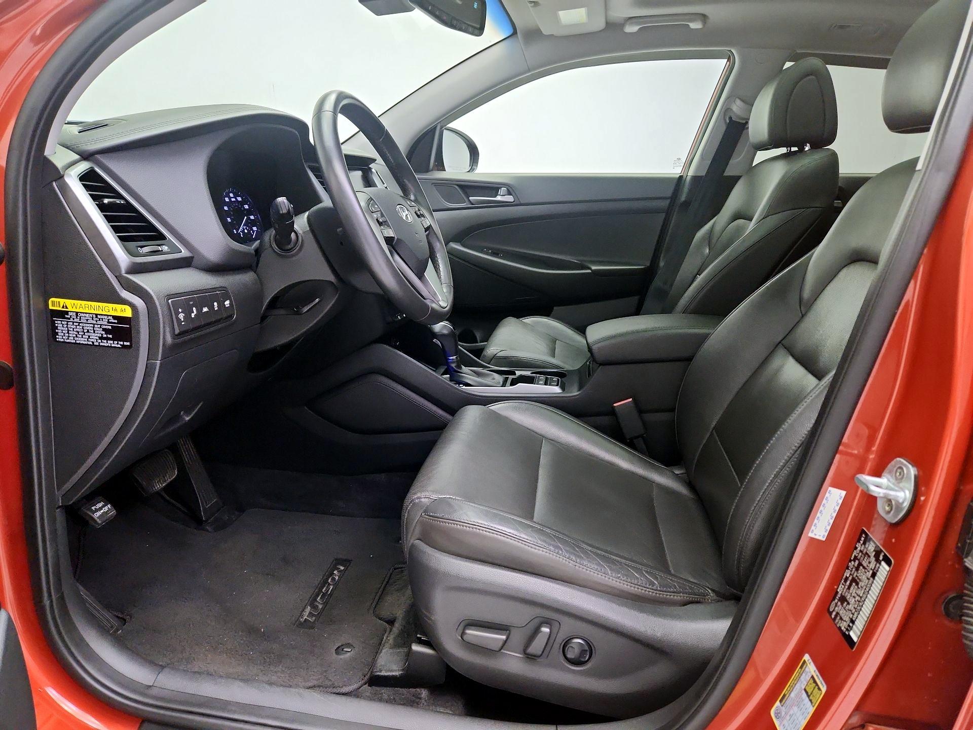 Thumbnail: 2016 Hyundai Tucson - 11