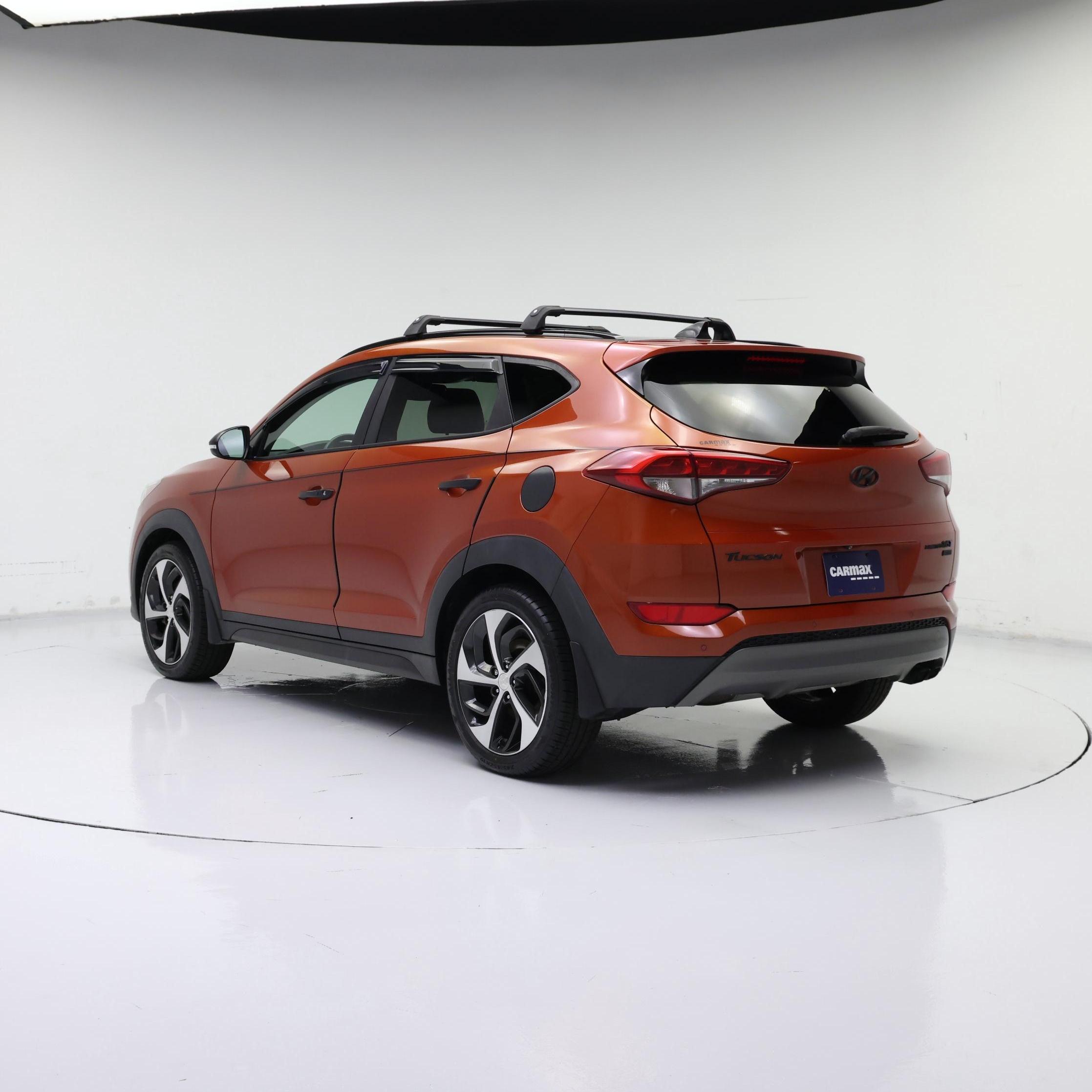 Thumbnail: 2016 Hyundai Tucson - 2