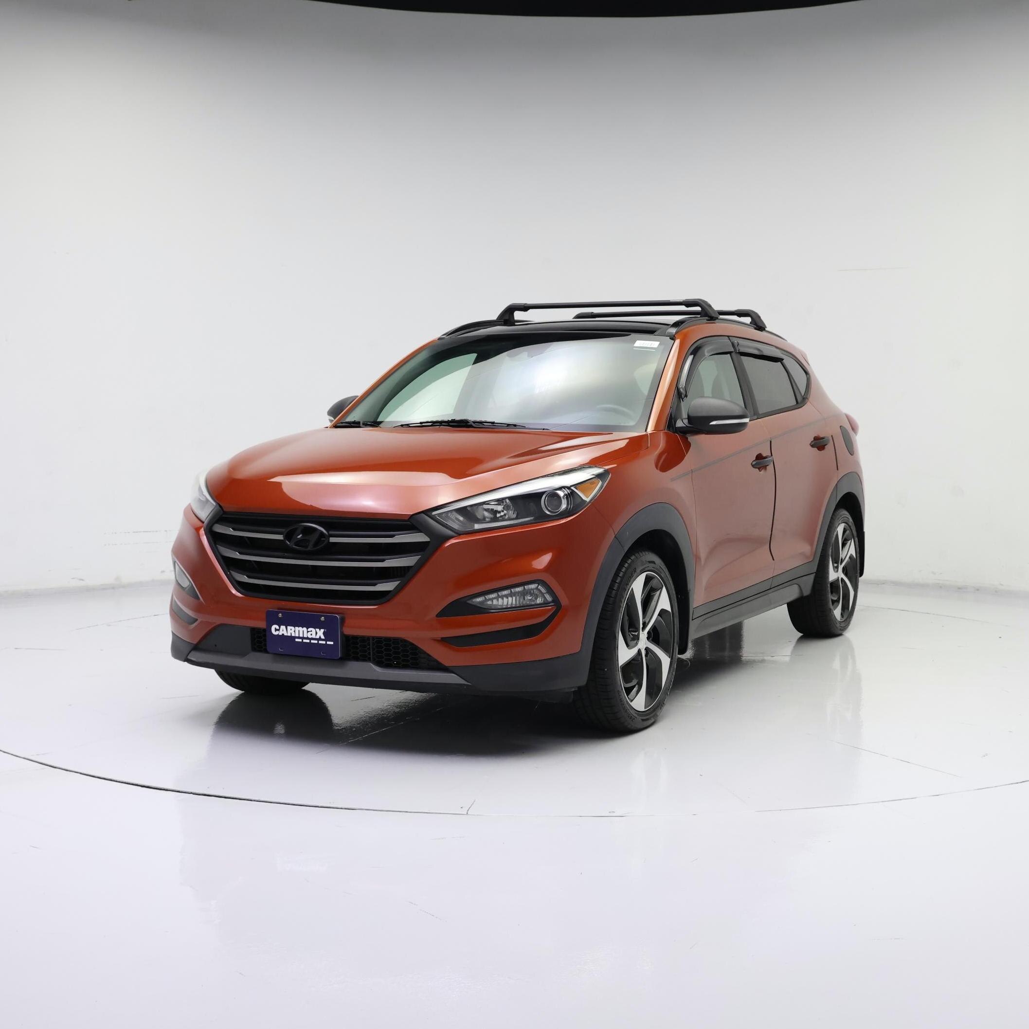 Thumbnail: 2016 Hyundai Tucson - 4