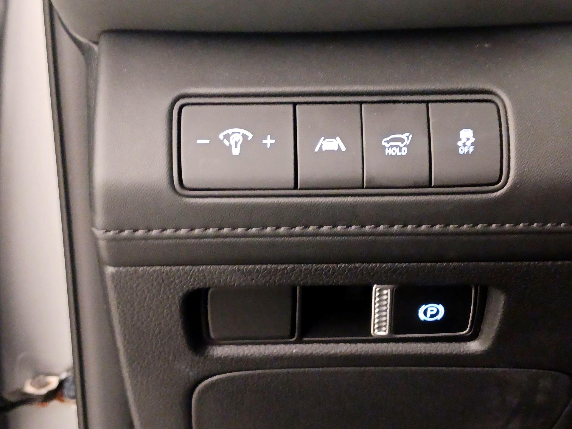 Thumbnail: 2022 Hyundai Santa Fe - 13