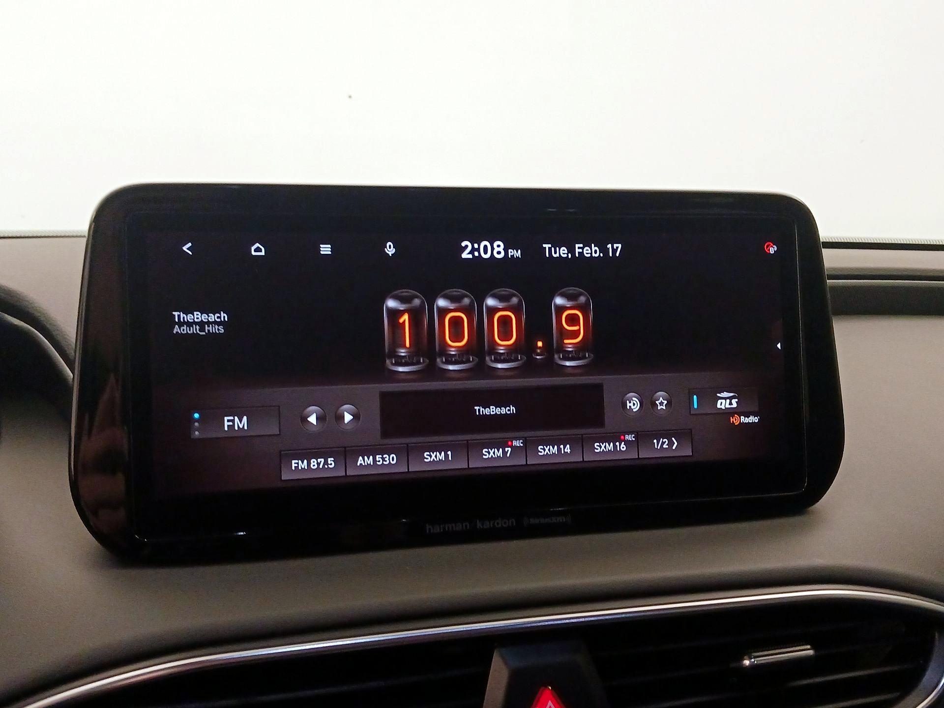 Thumbnail: 2022 Hyundai Santa Fe - 16