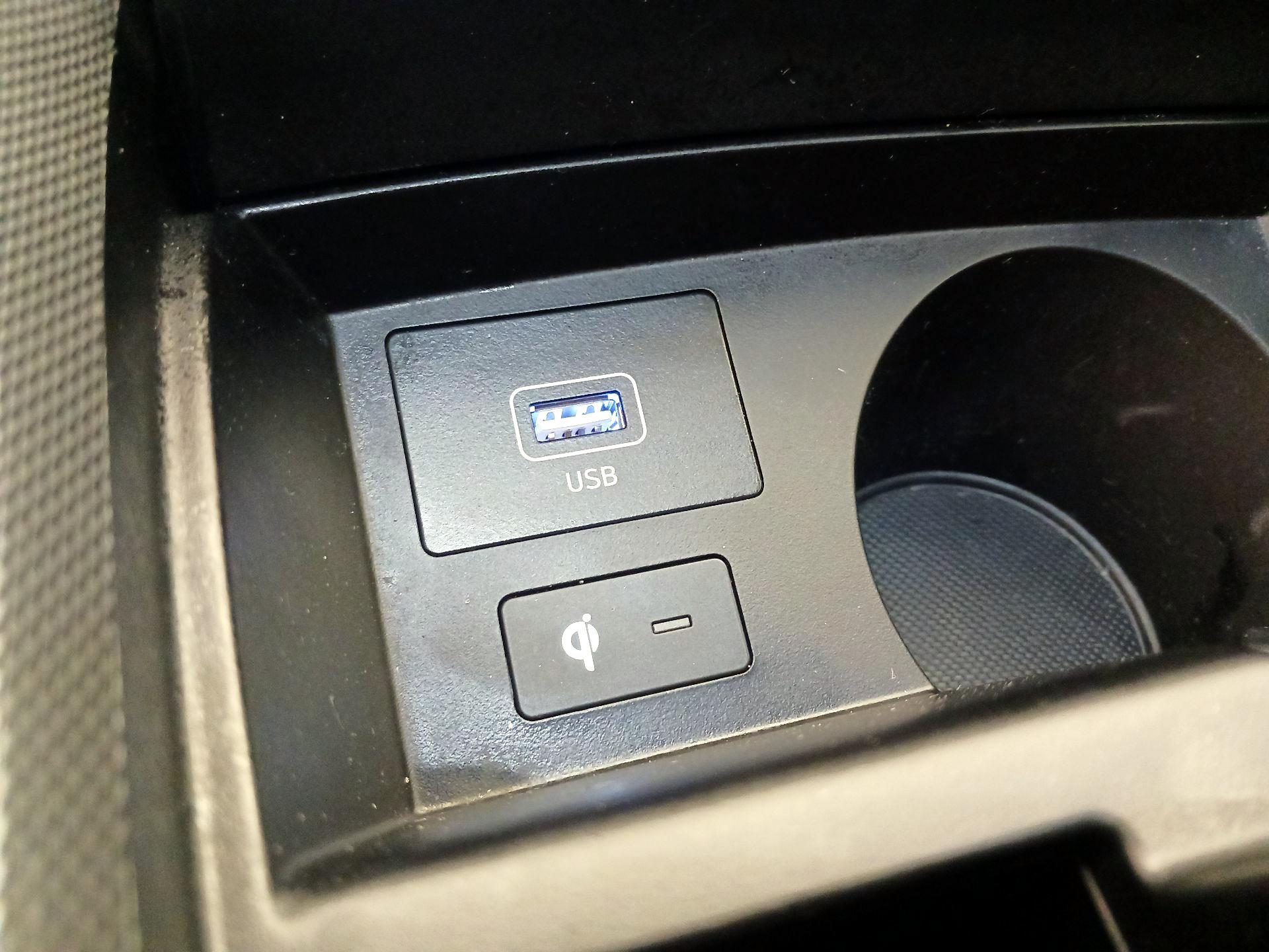 Thumbnail: 2022 Hyundai Santa Fe - 19