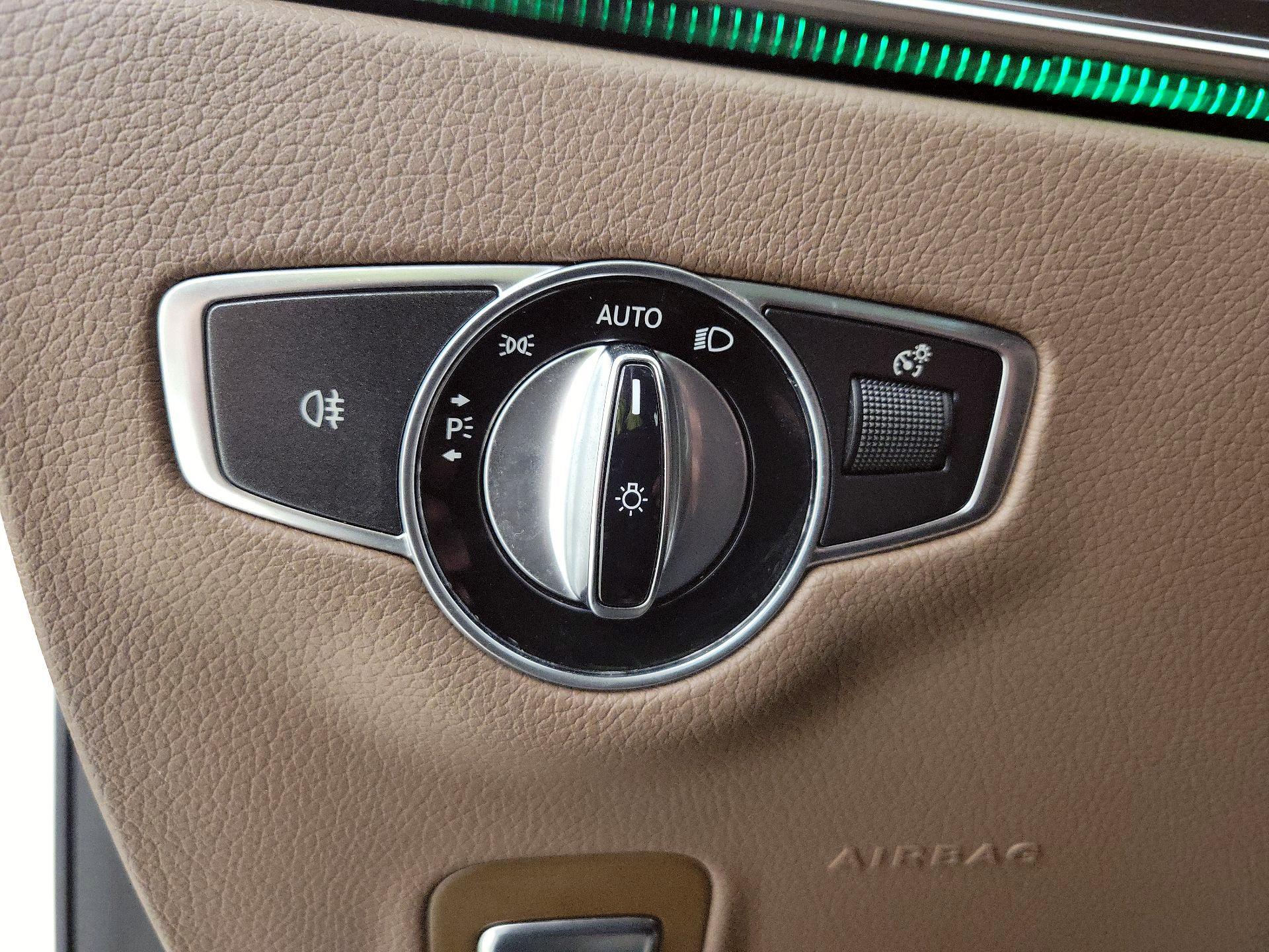 Thumbnail: 2019 Mercedes-Benz E-Class - 13