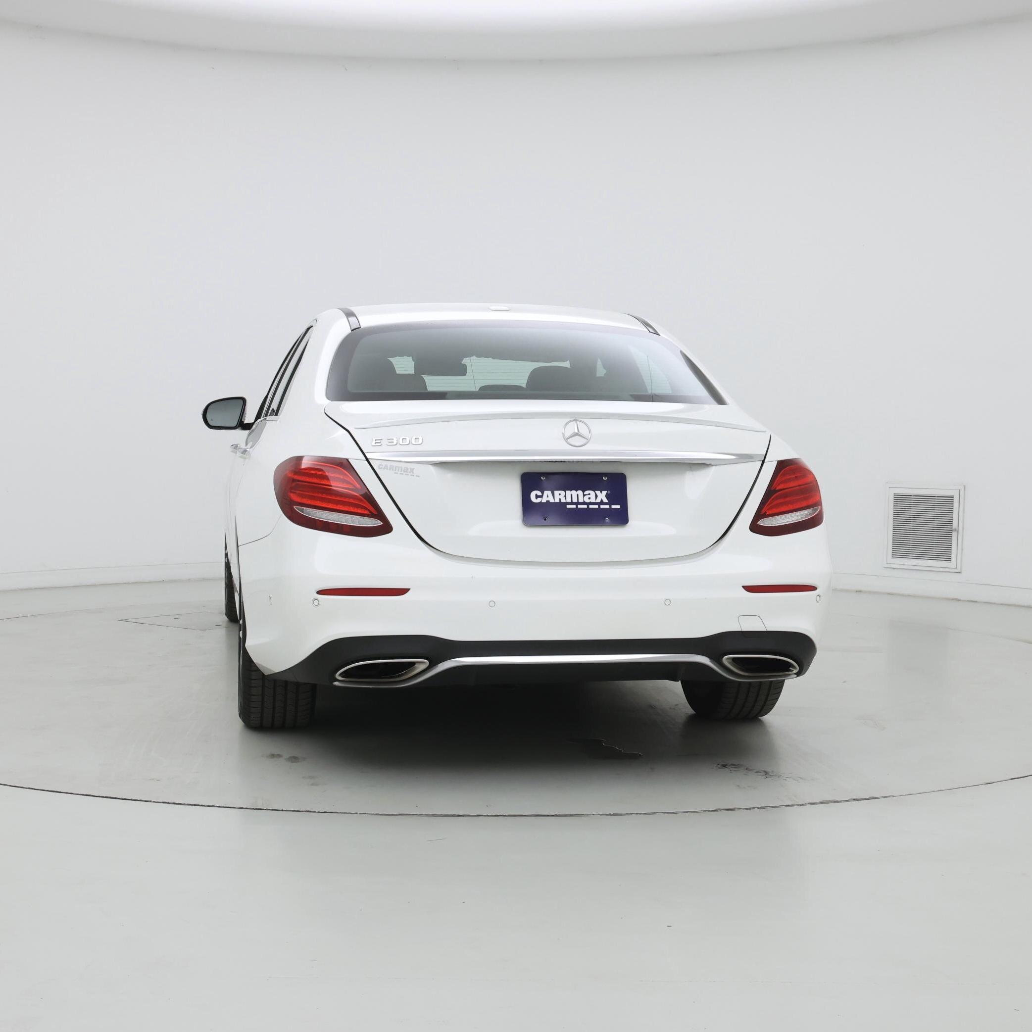 Thumbnail: 2019 Mercedes-Benz E-Class - 6