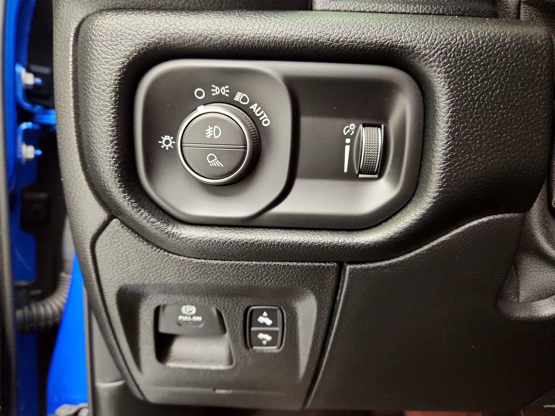 Thumbnail: 2021 RAM 1500 - 13