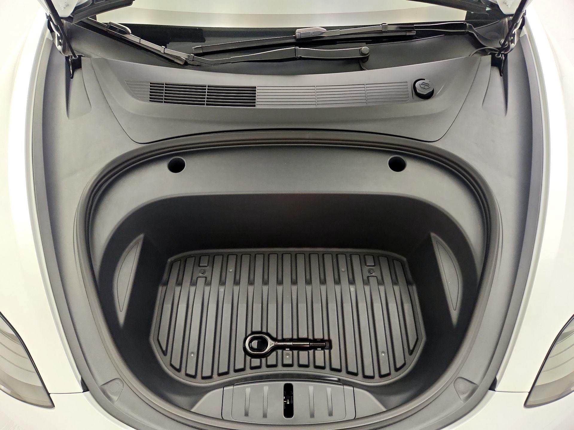 Thumbnail: 2023 Tesla Model 3 - 20